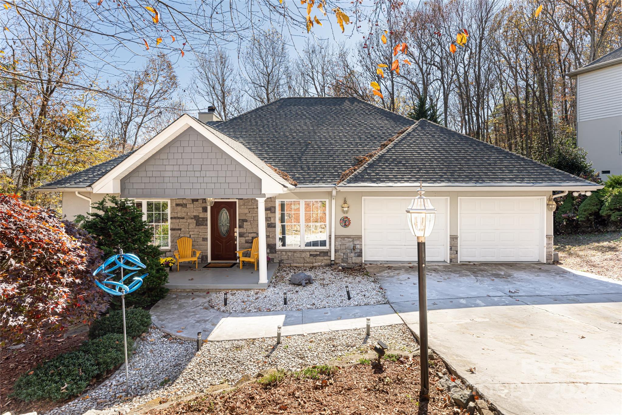 2508 Carriage Falls Court