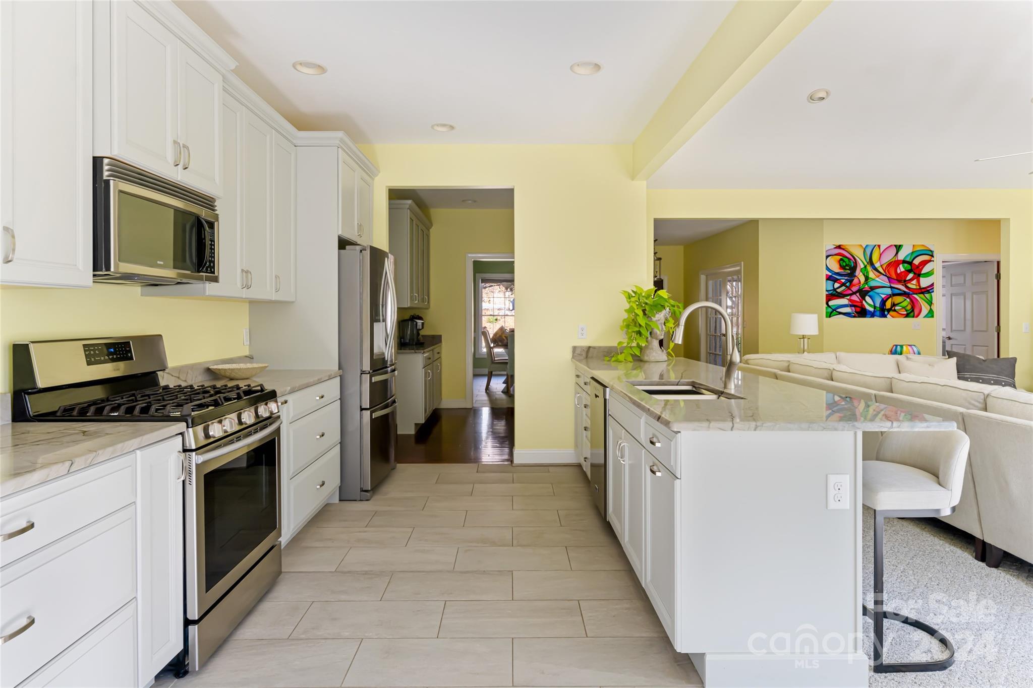 2508 Carriage Falls Court