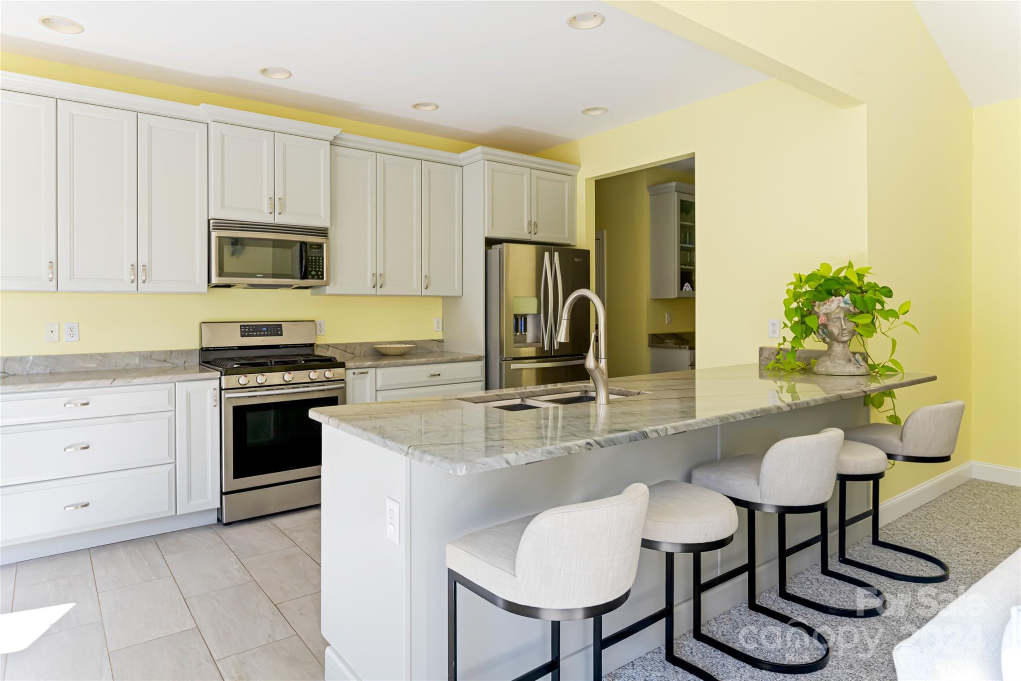2508 Carriage Falls Court