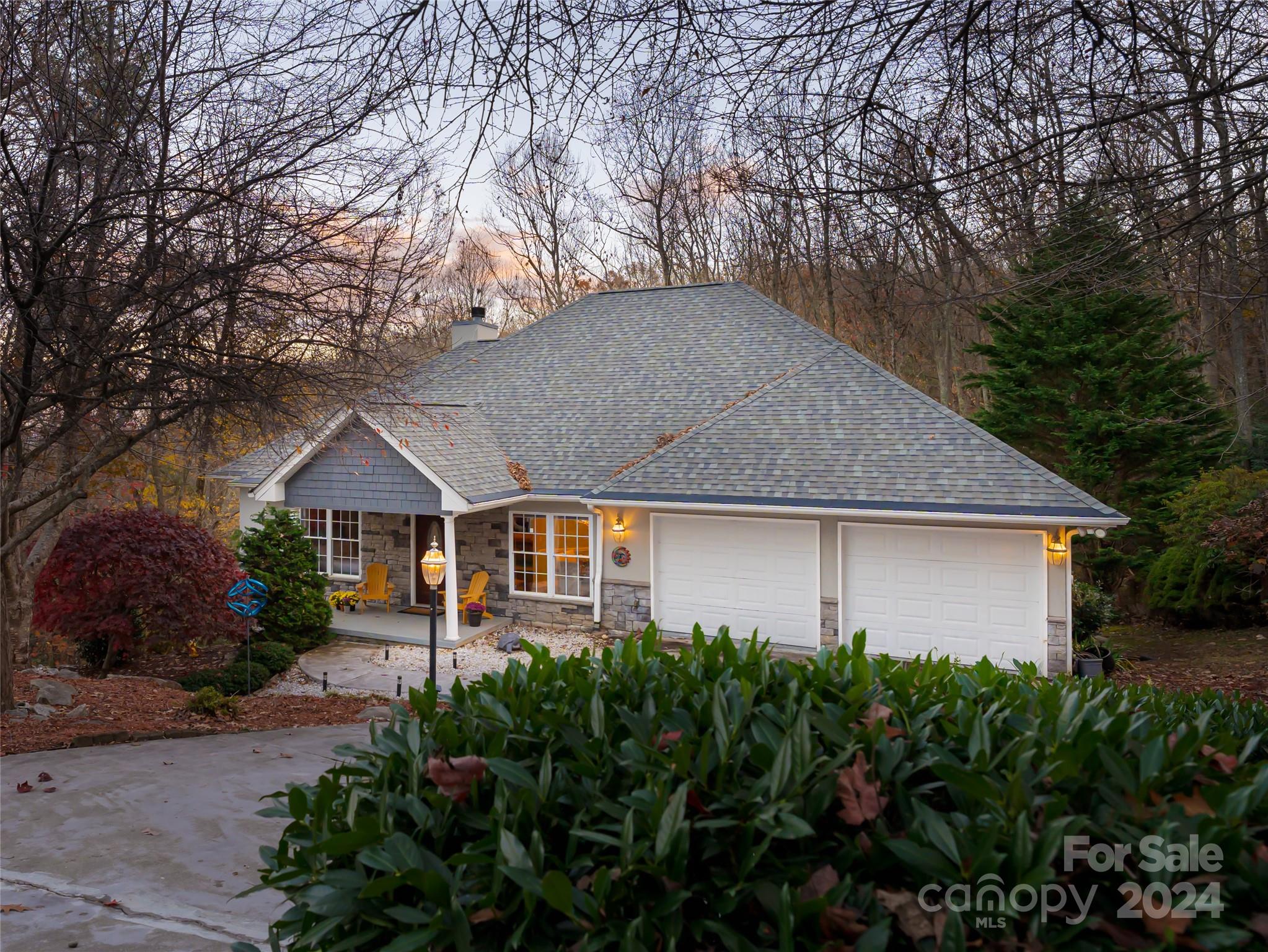 2508 Carriage Falls Court