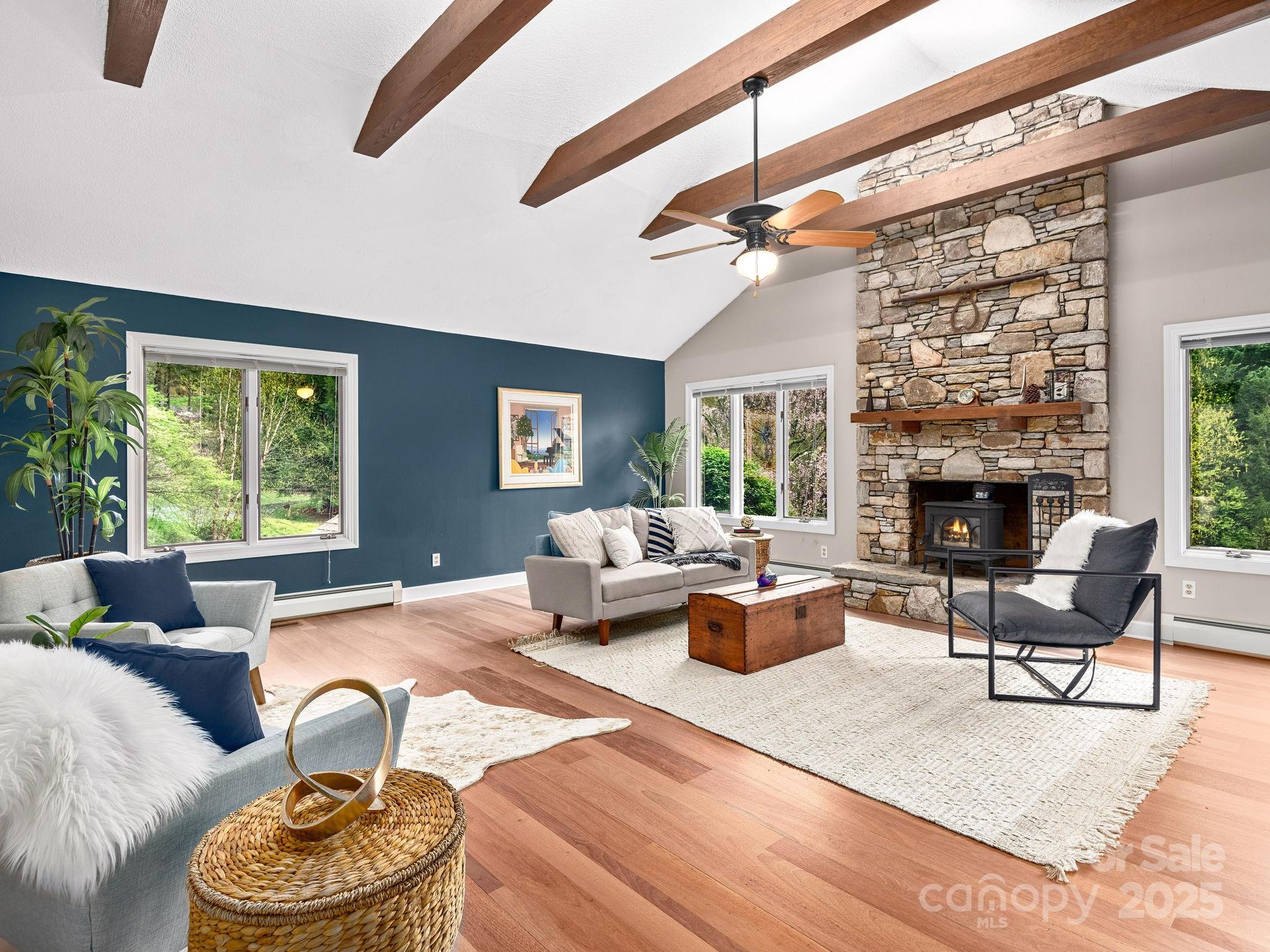 308 E Sondley Drive