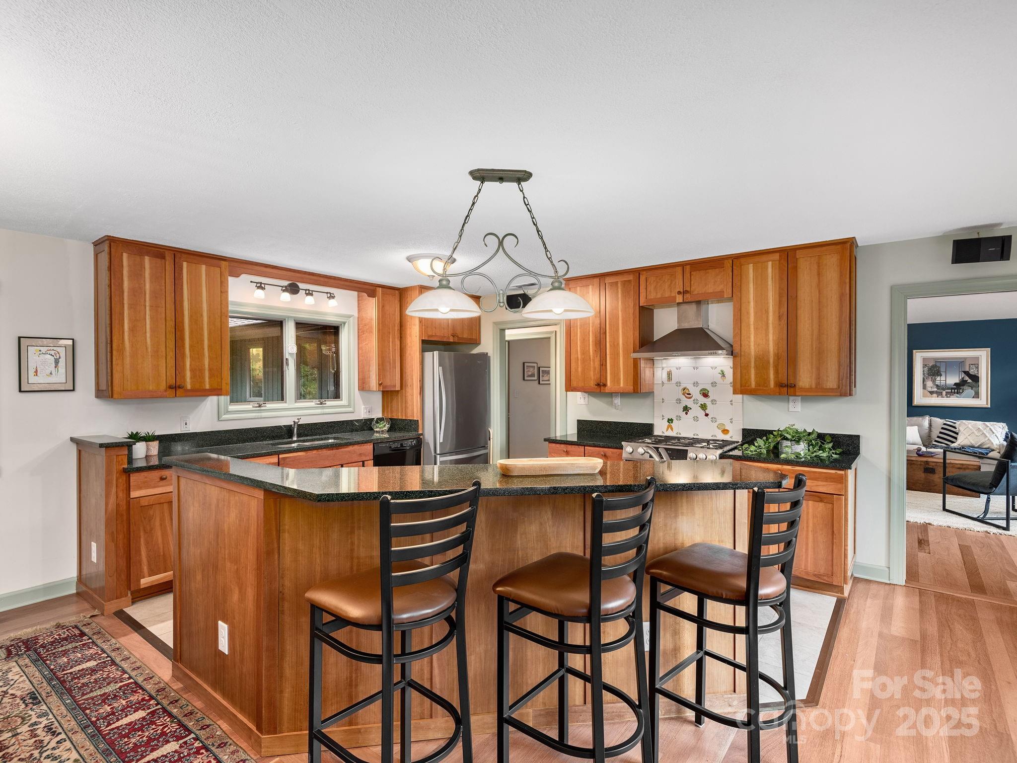 308 E Sondley Drive