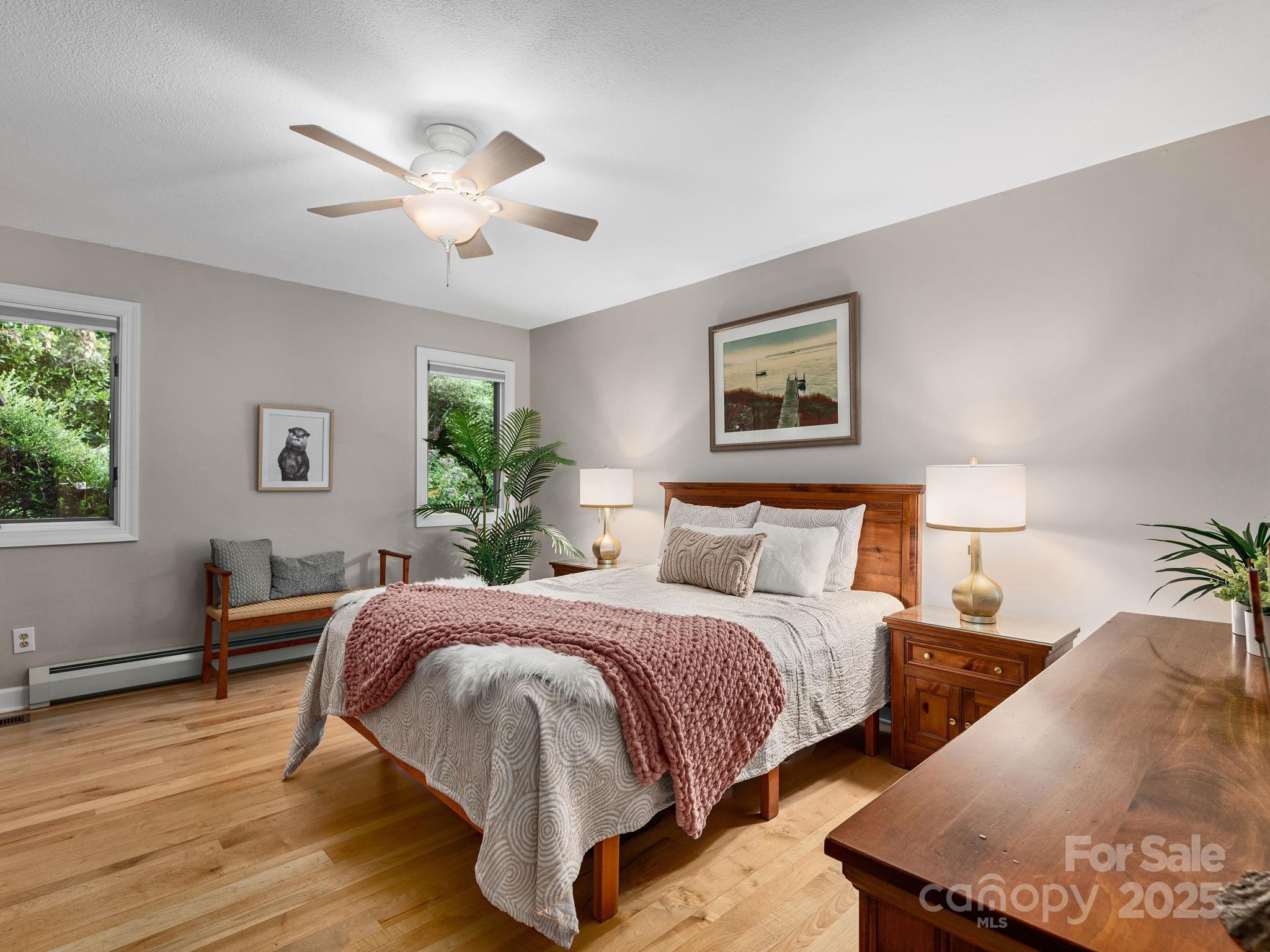 308 E Sondley Drive