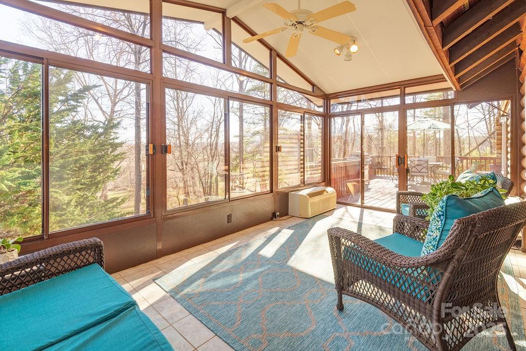 336 Winding Way Lane