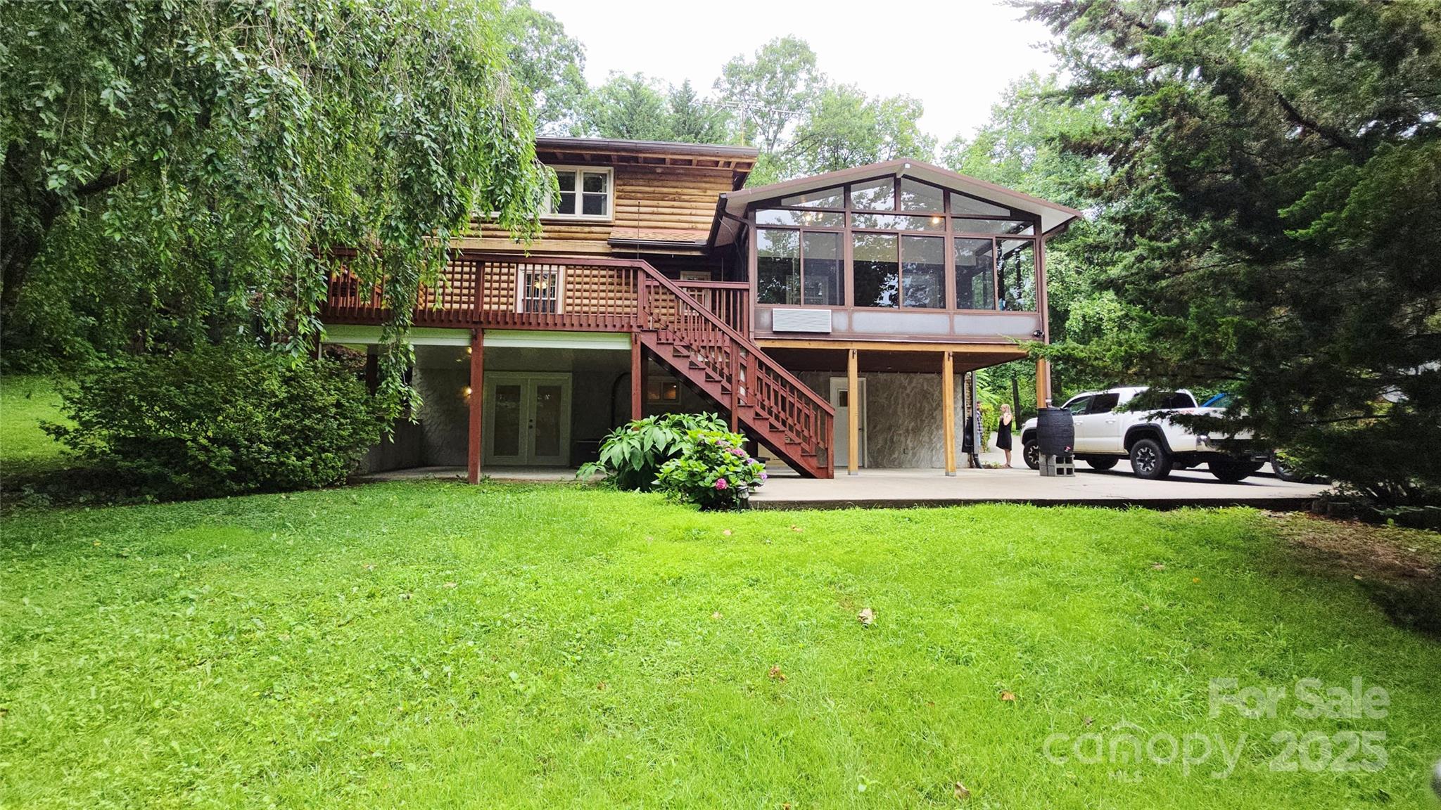 336 Winding Way Lane