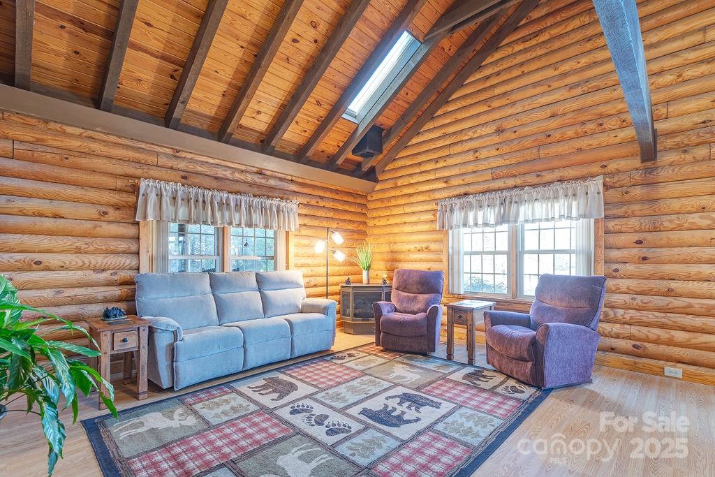 336 Winding Way Lane