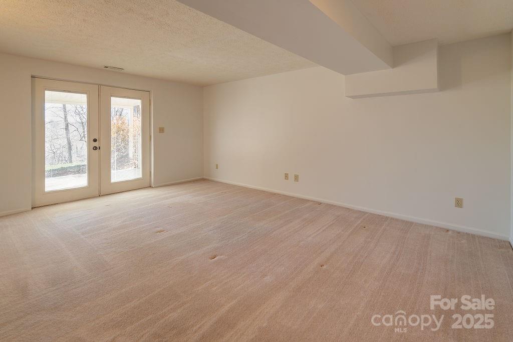 336 Winding Way Lane