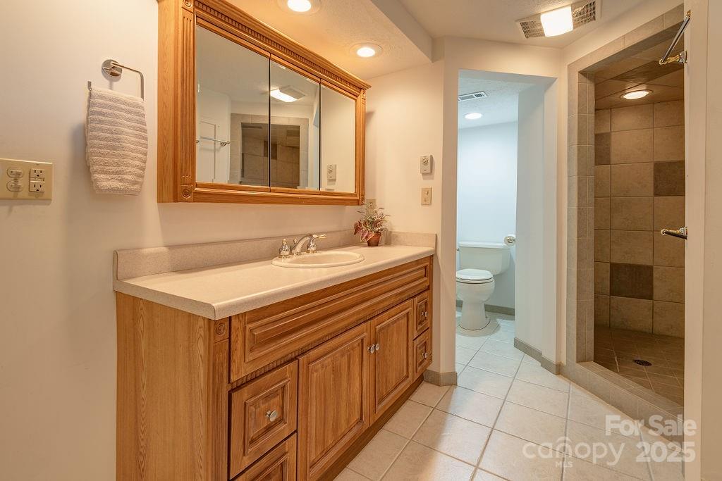 336 Winding Way Lane