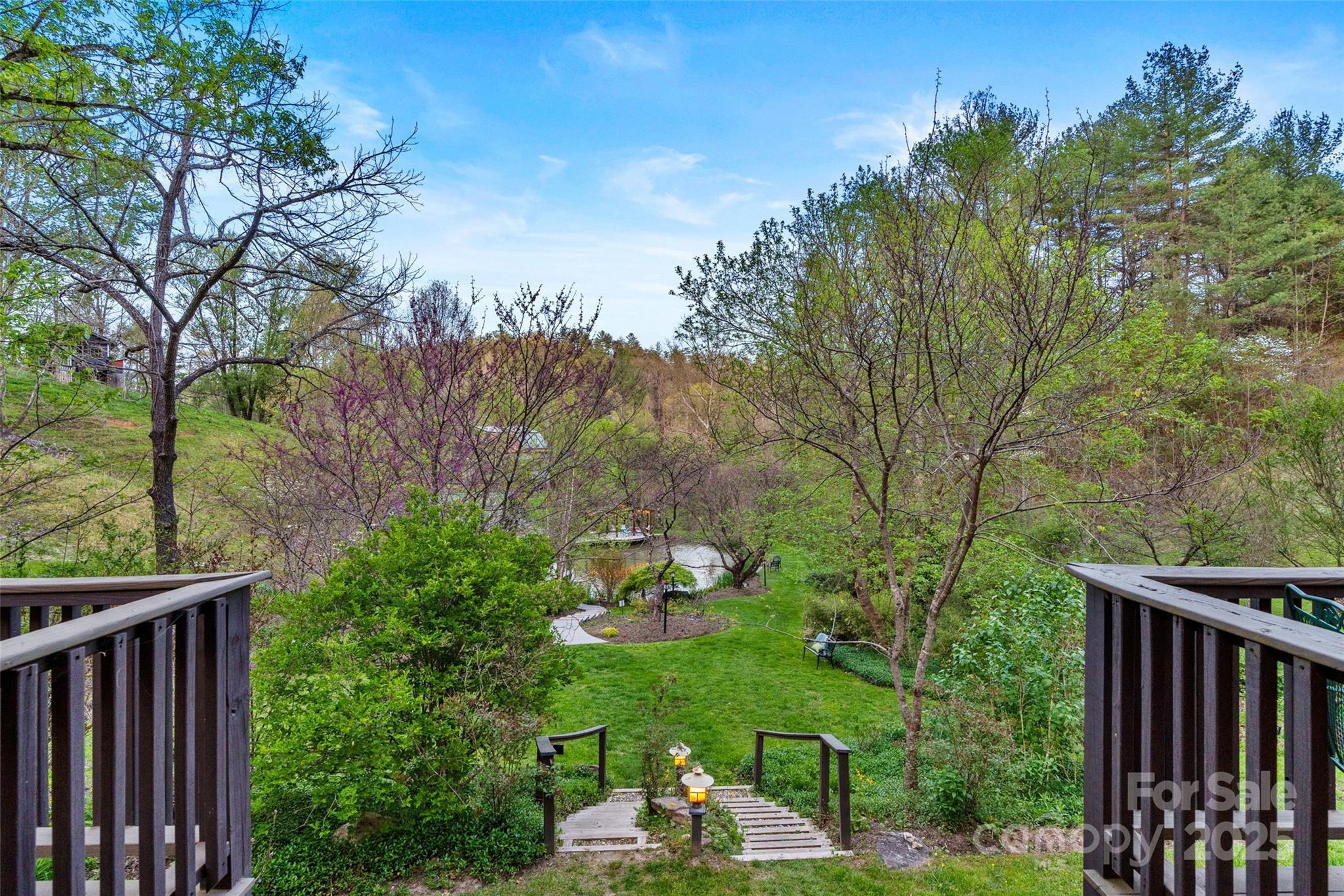 3717 Bend Of Ivy Road