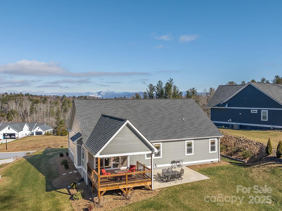 203 Hayes Ridge Lane
