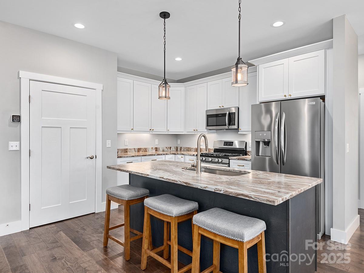 203 Hayes Ridge Lane