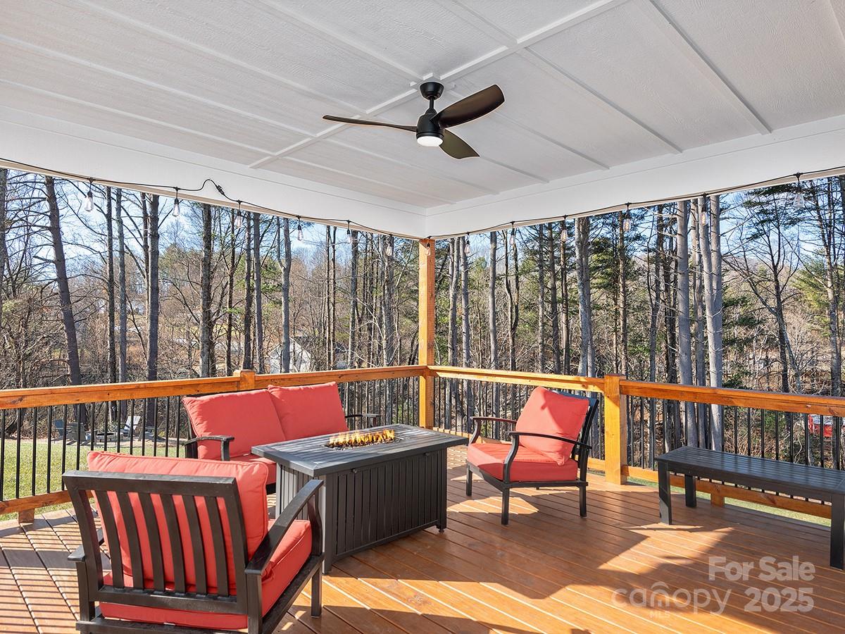 203 Hayes Ridge Lane