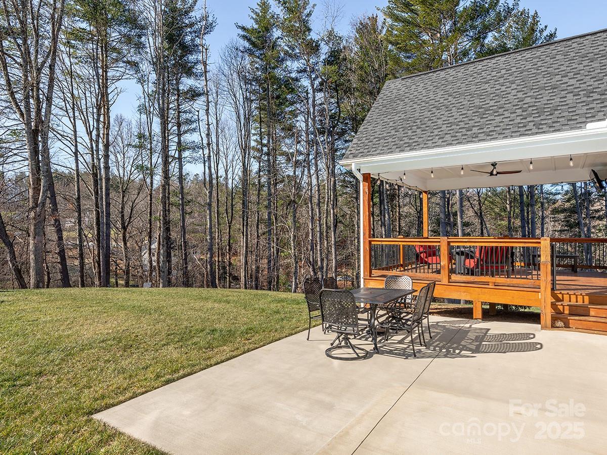 203 Hayes Ridge Lane