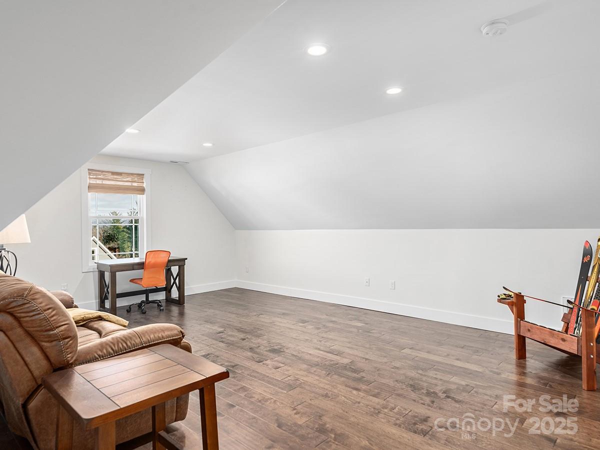 203 Hayes Ridge Lane