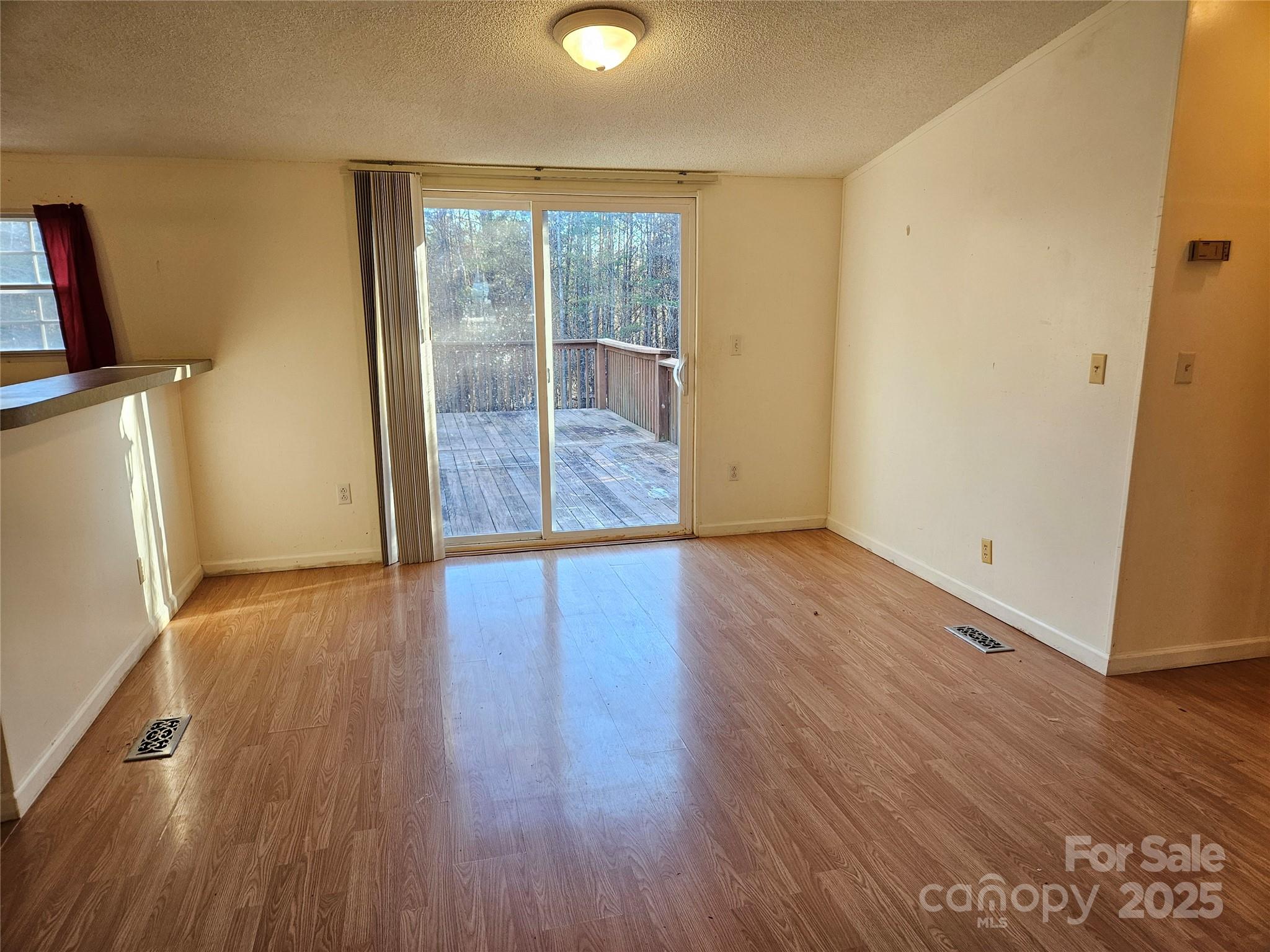 142 River Breeze Drive