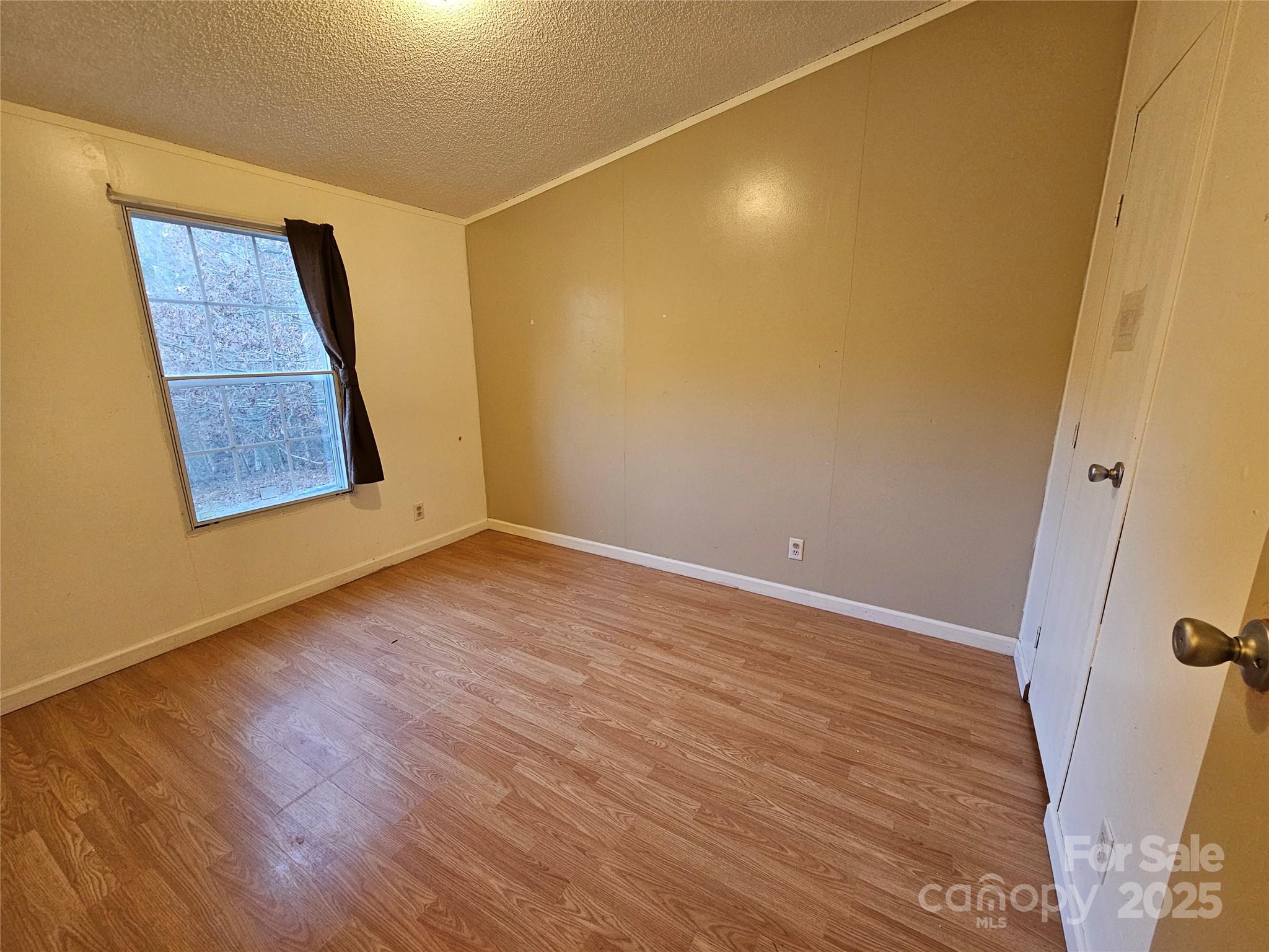 142 River Breeze Drive