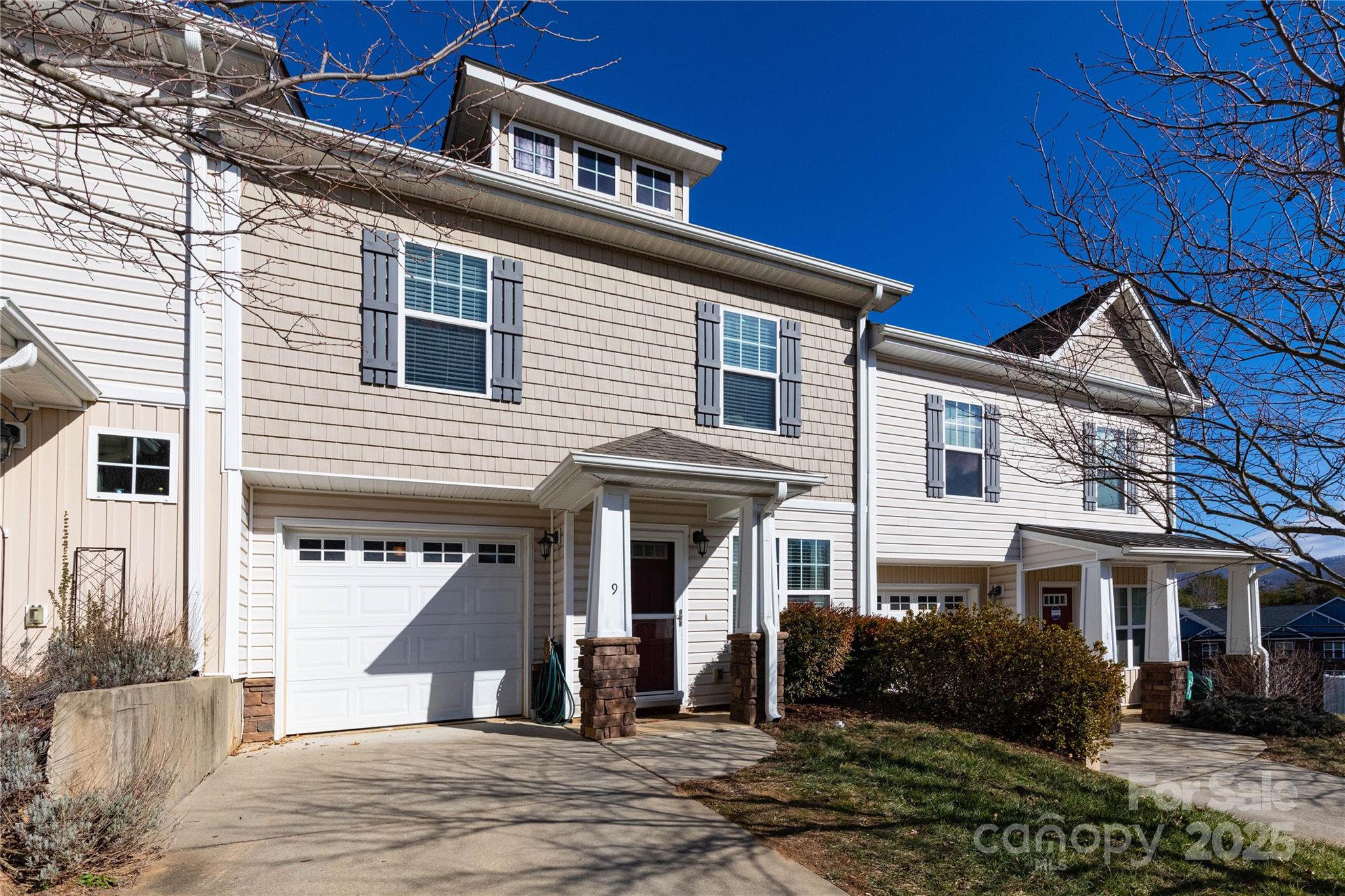 9 Athena Avenue