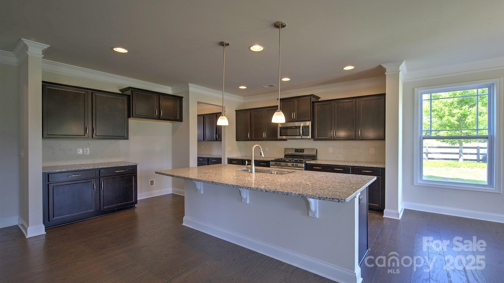 61 Silverthorne Court