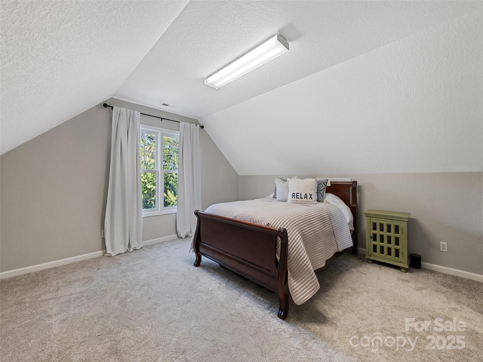 15 Lone Coyote Ridge