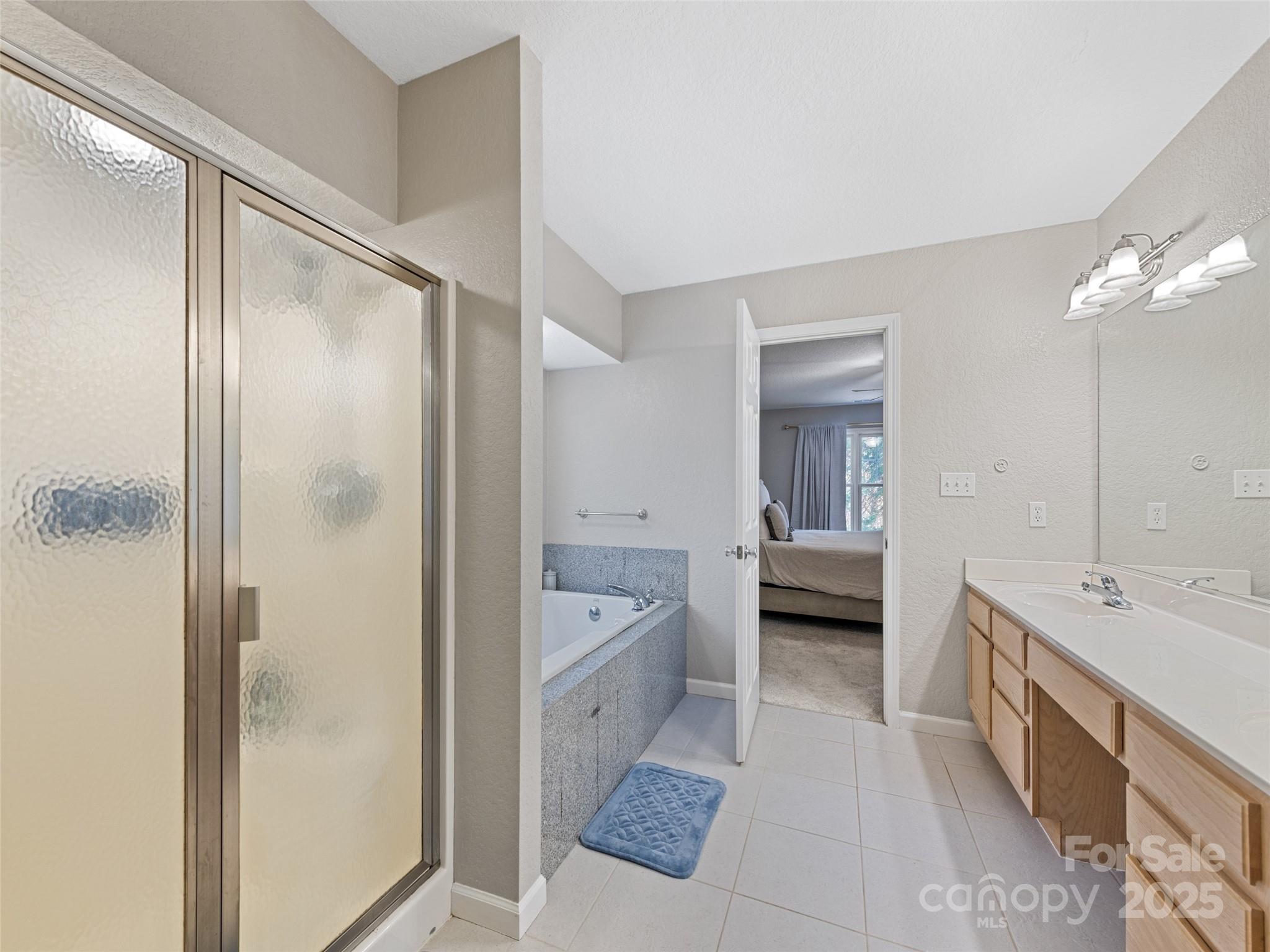 15 Lone Coyote Ridge