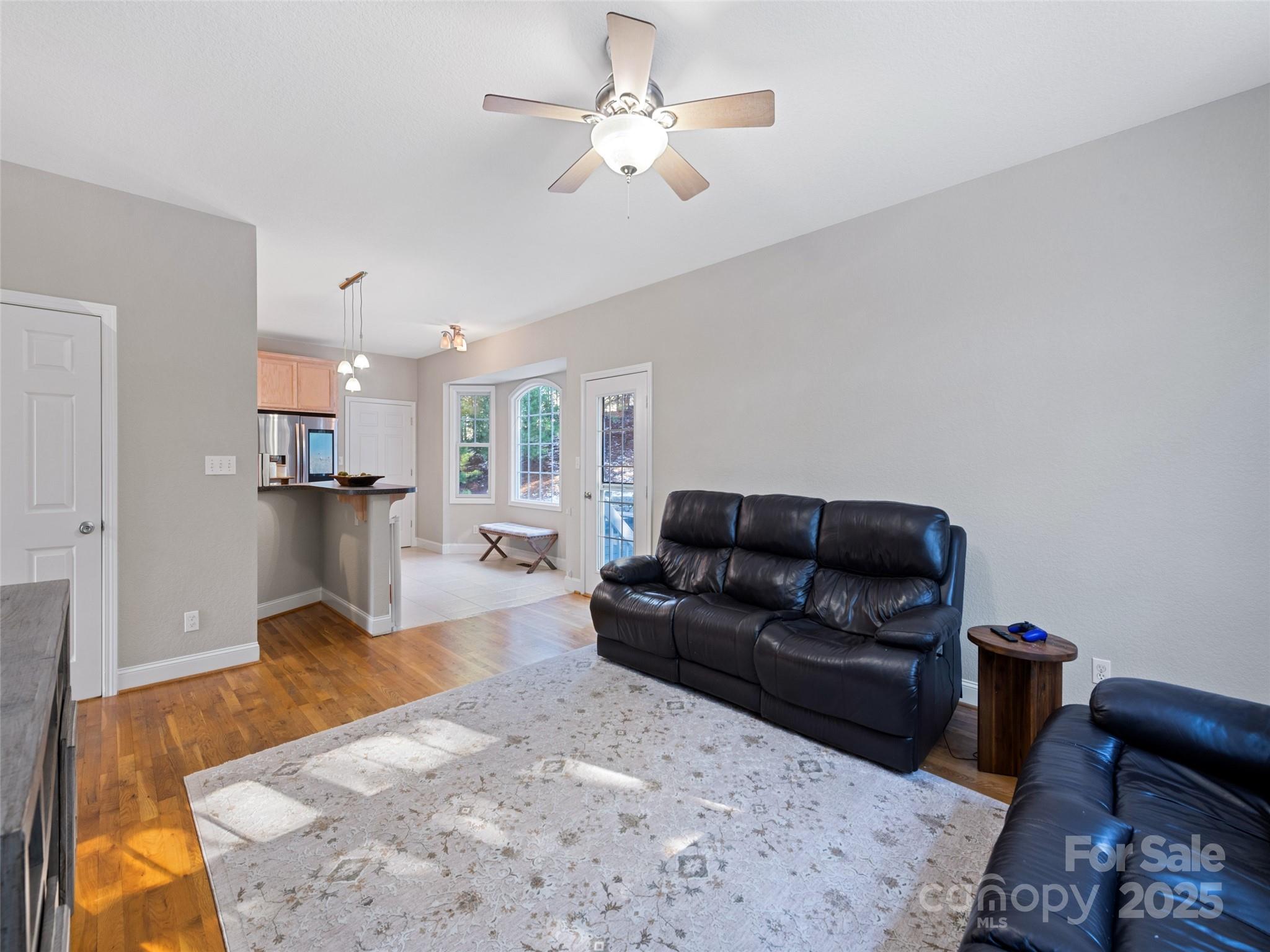 15 Lone Coyote Ridge