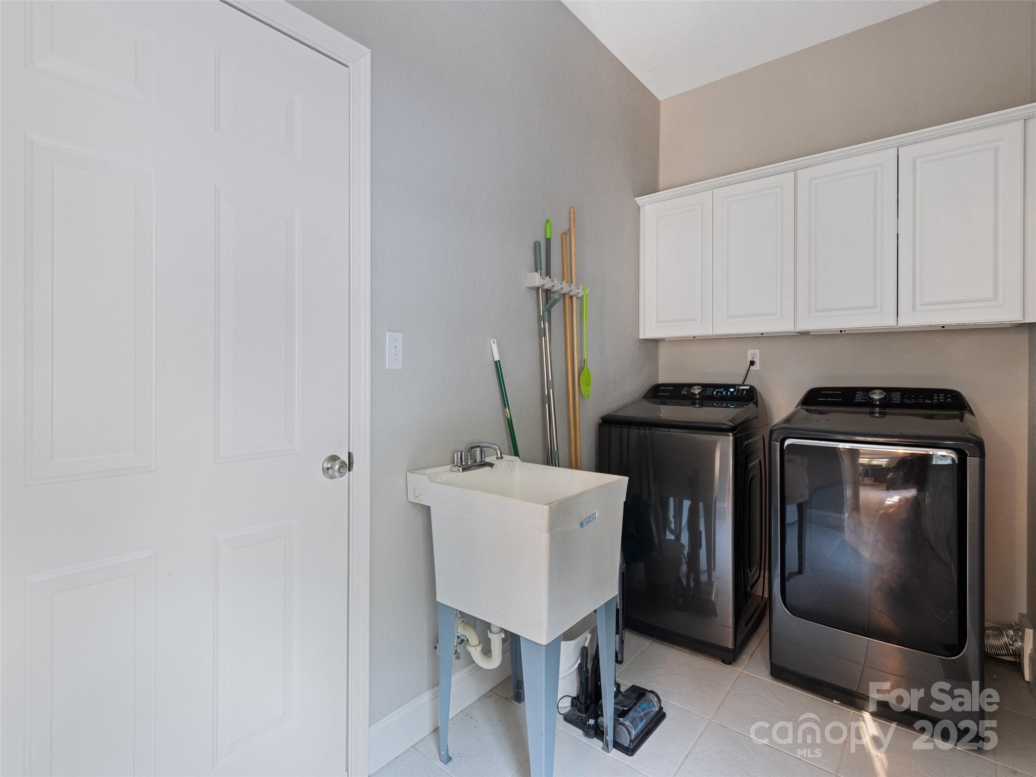 15 Lone Coyote Ridge