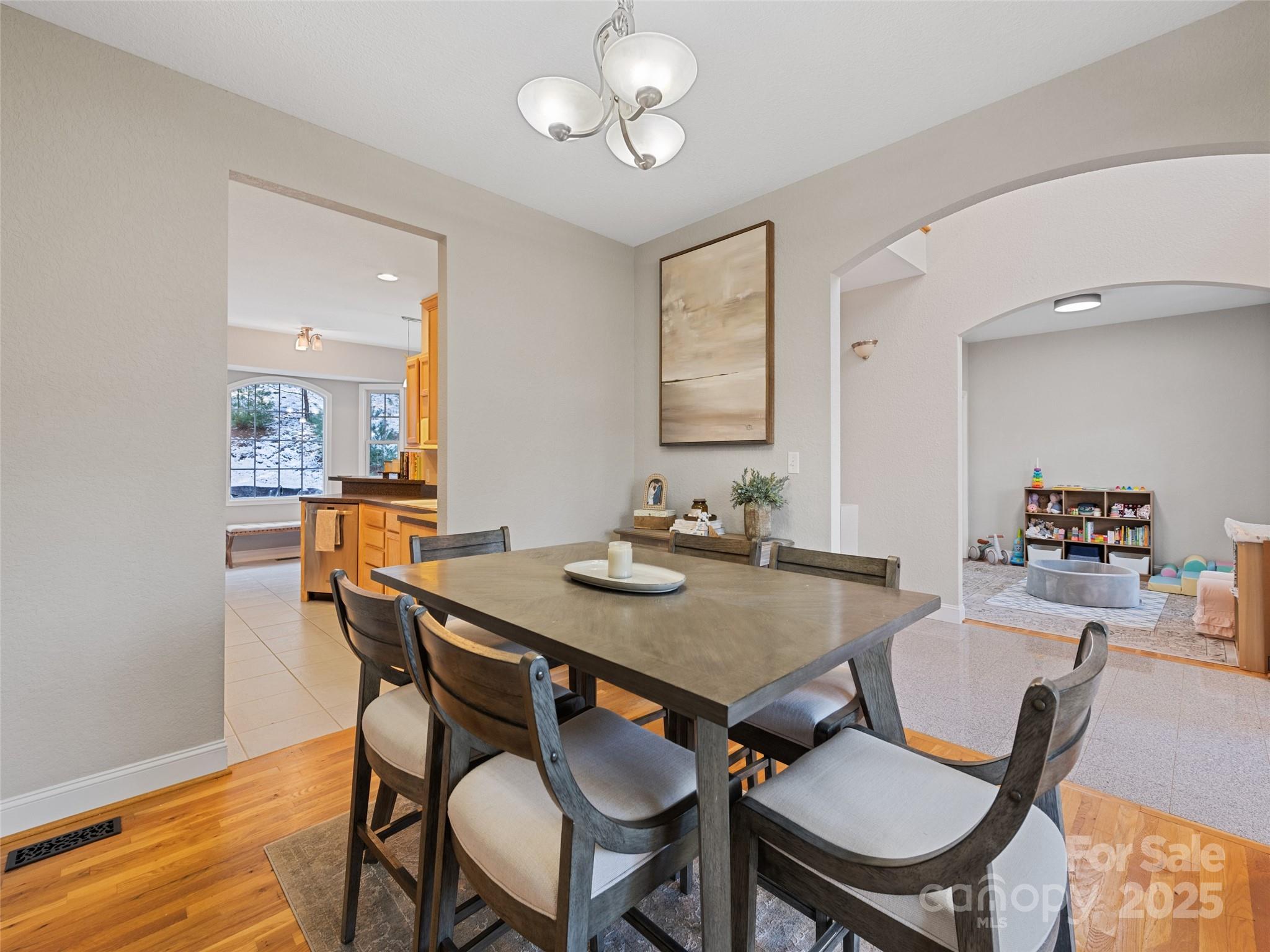 15 Lone Coyote Ridge