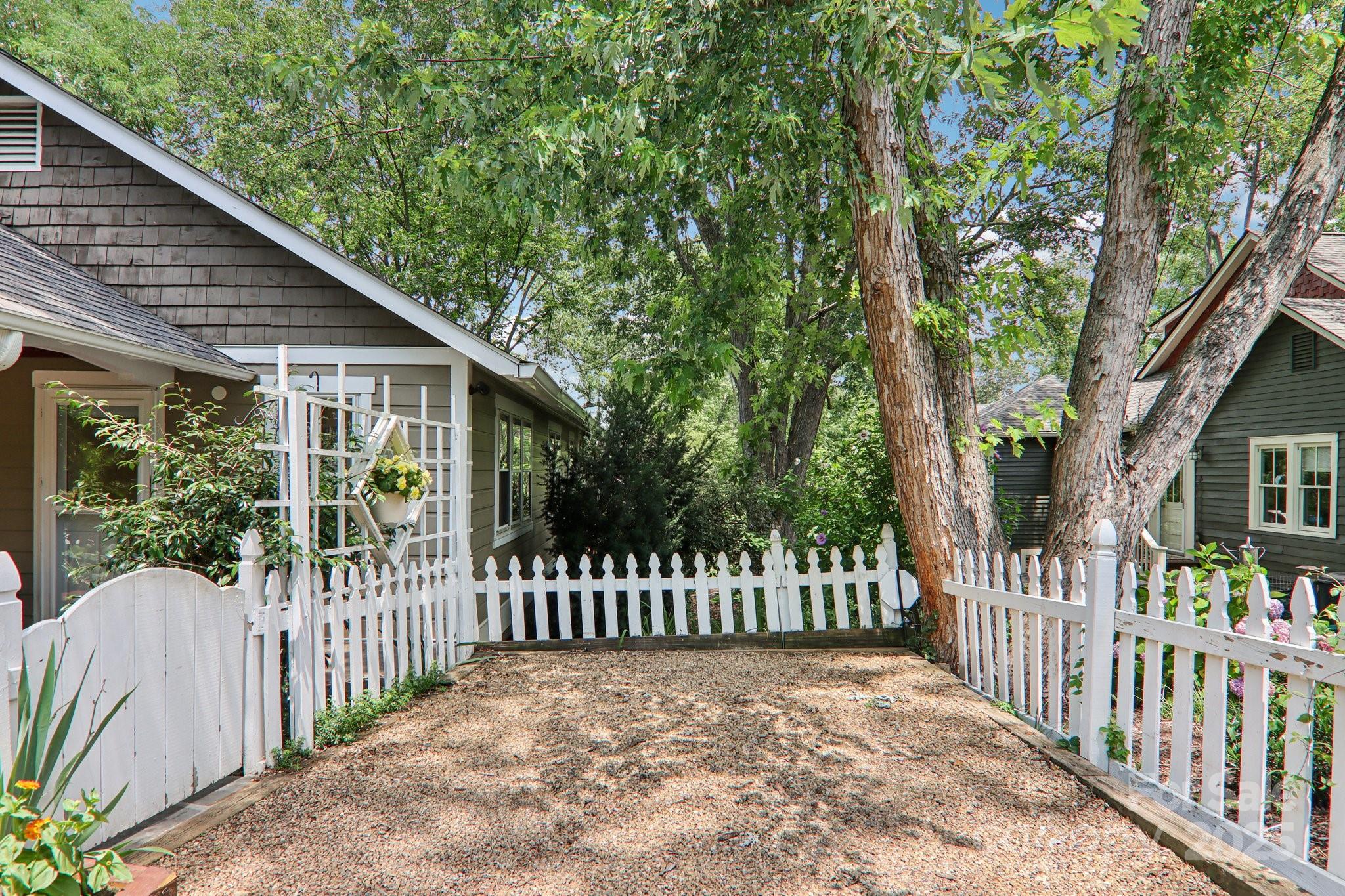 39 Short Street