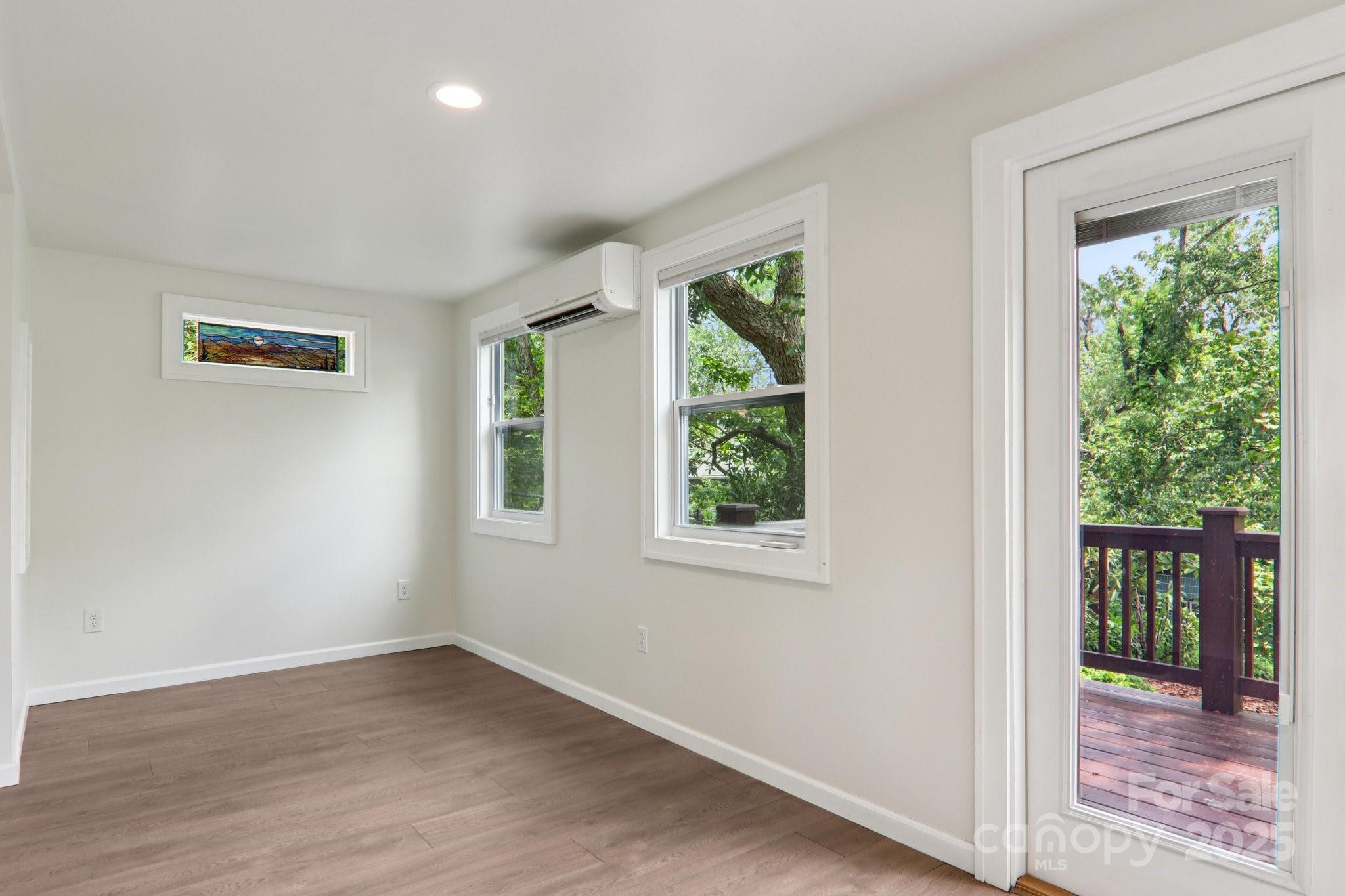 39 Short Street