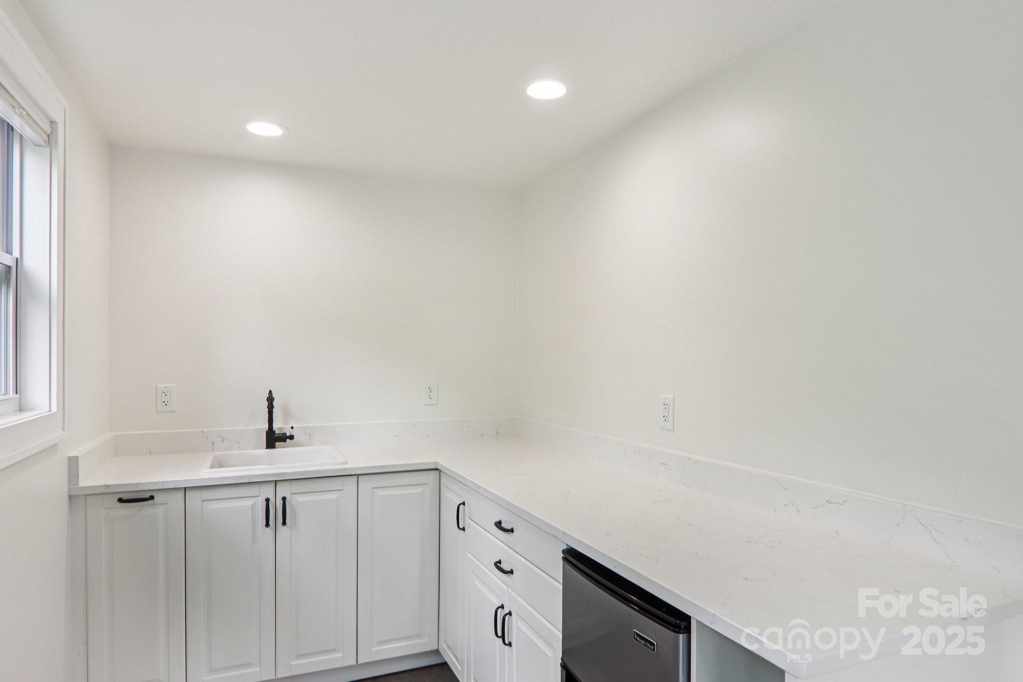 39 Short Street