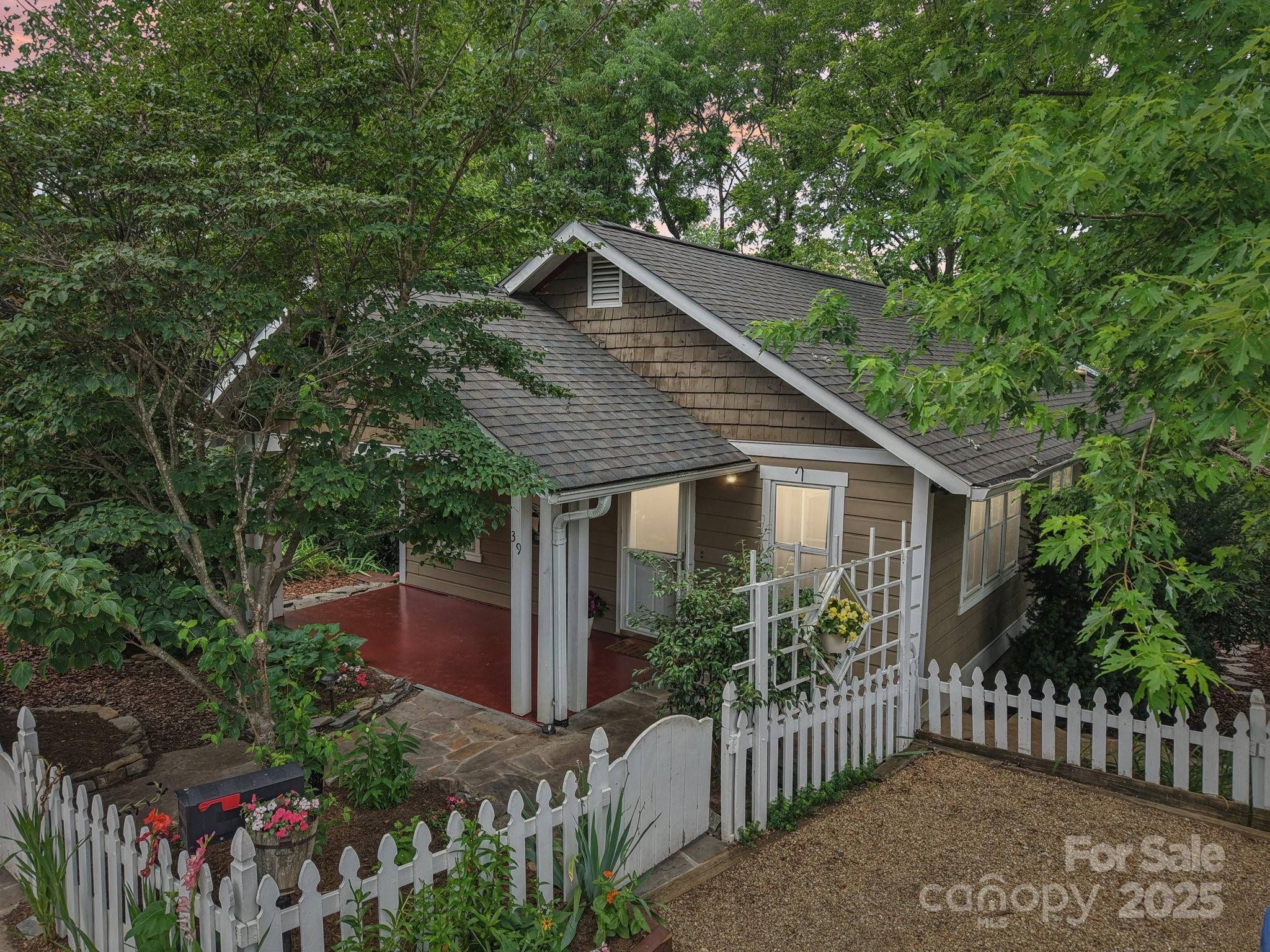 39 Short Street
