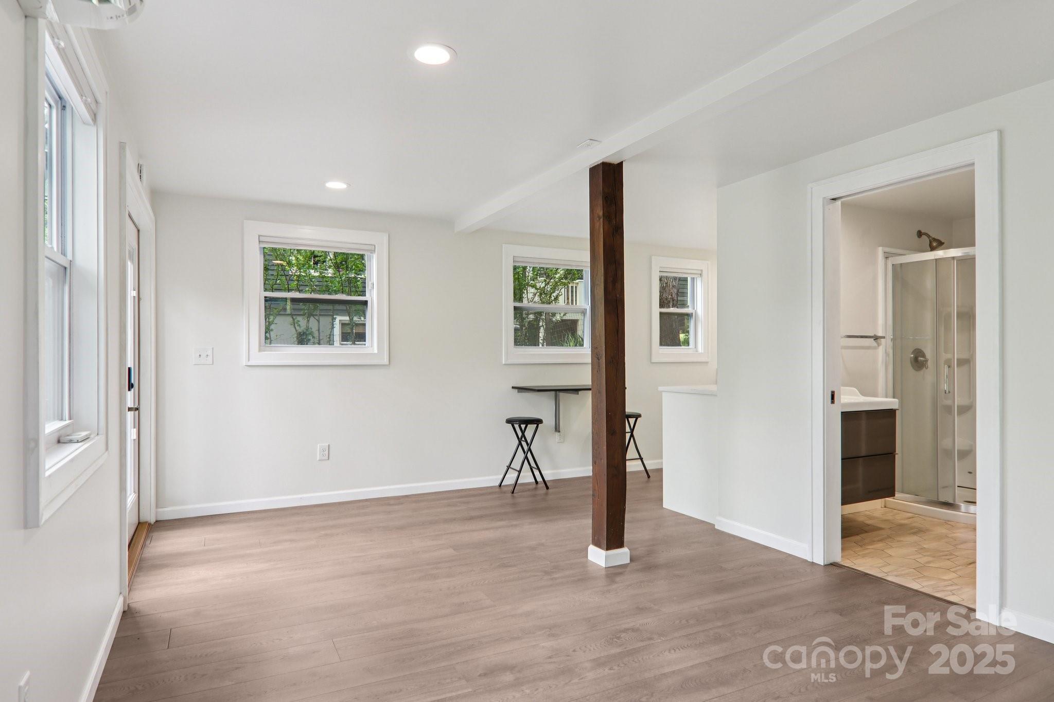 39 Short Street