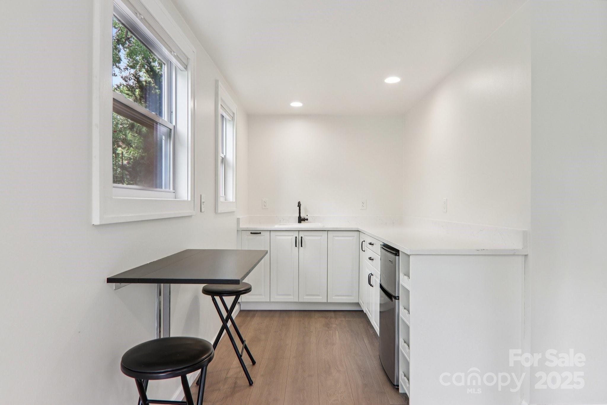 39 Short Street