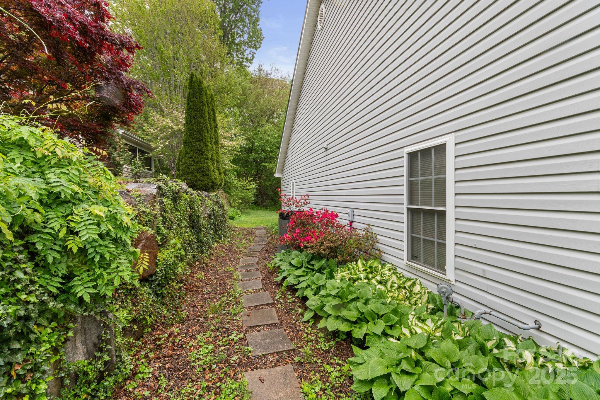 57 Stonebridge Drive
