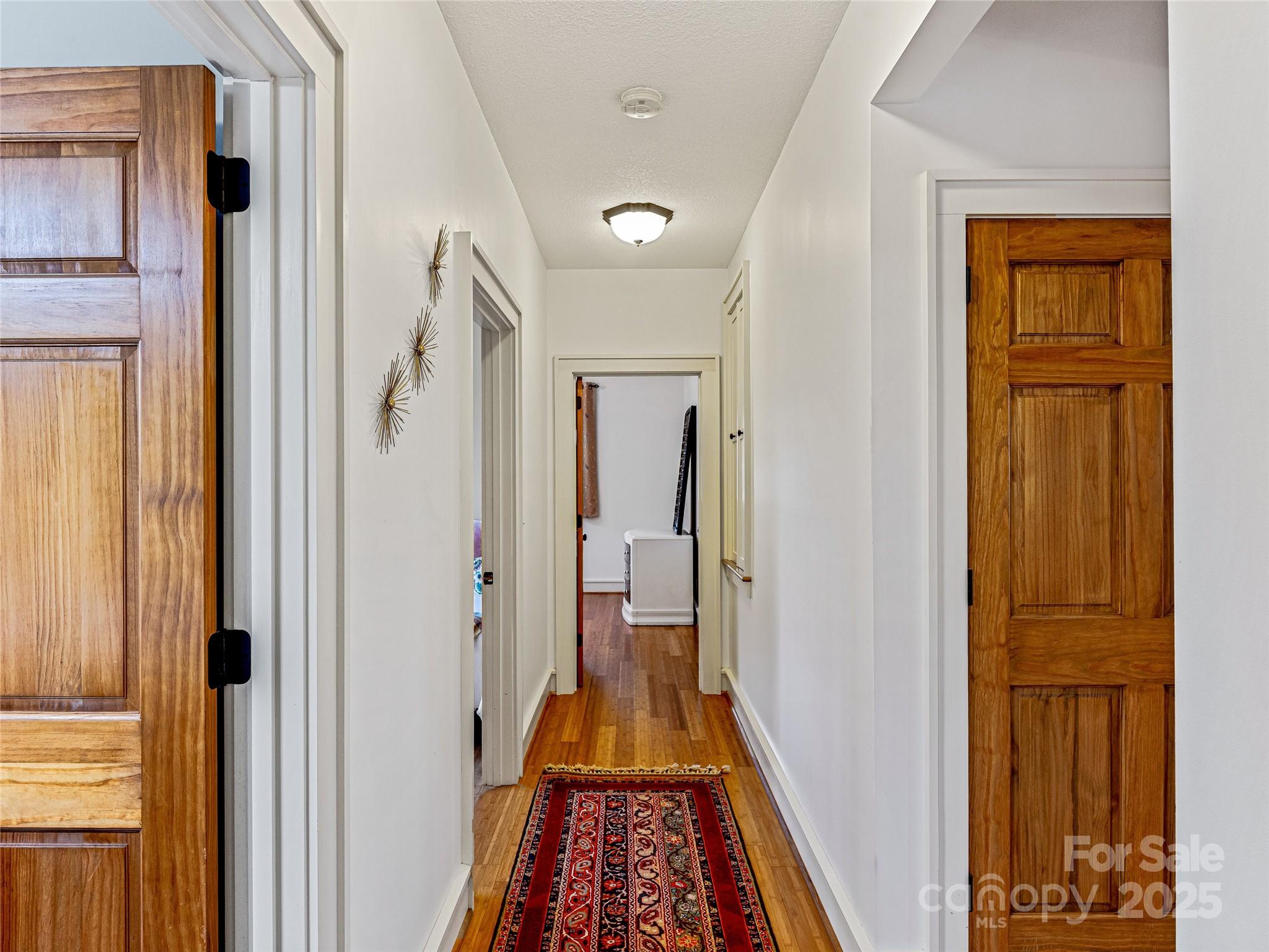 116 Mitchell Avenue