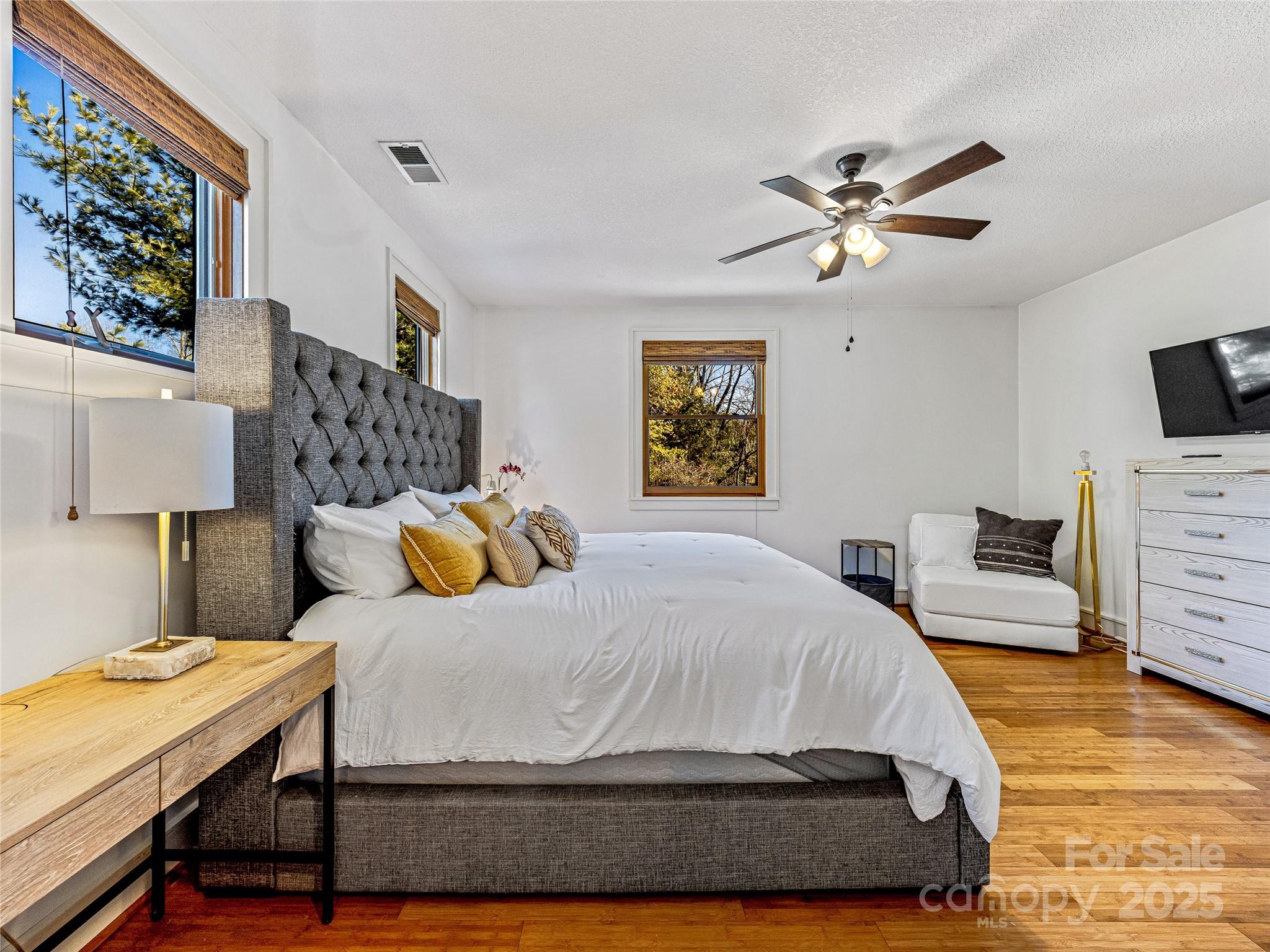 116 Mitchell Avenue