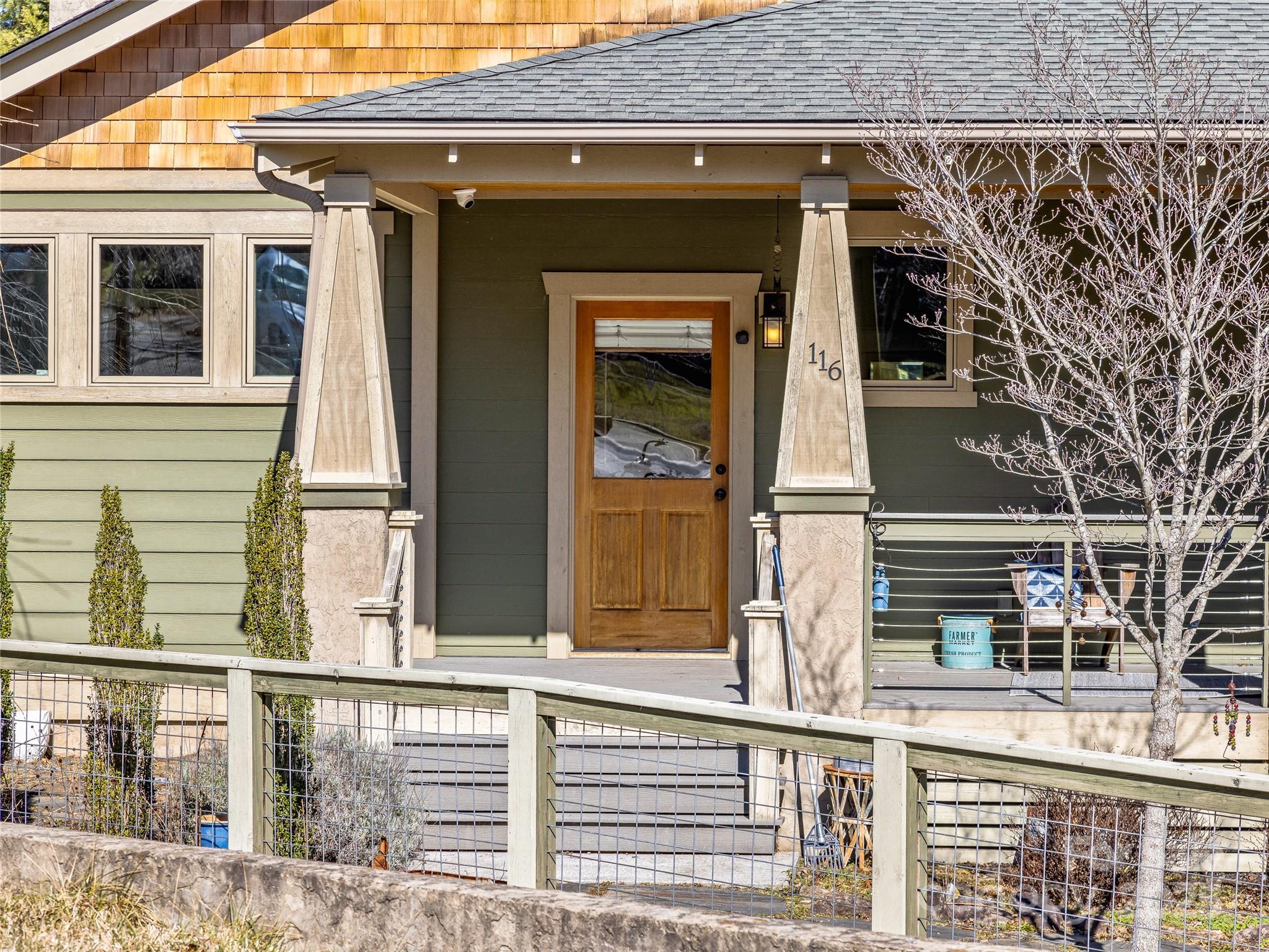 116 Mitchell Avenue