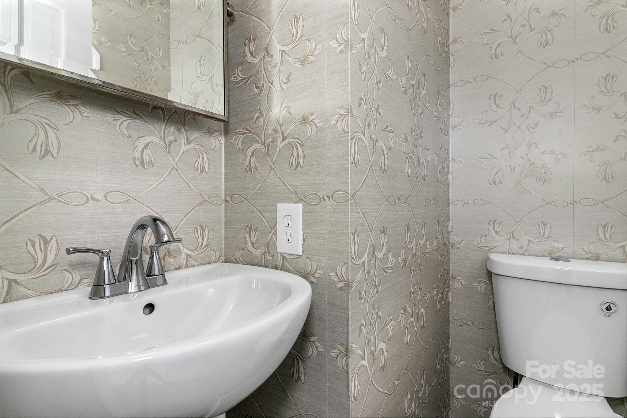 1085 Jenkins Valley Road