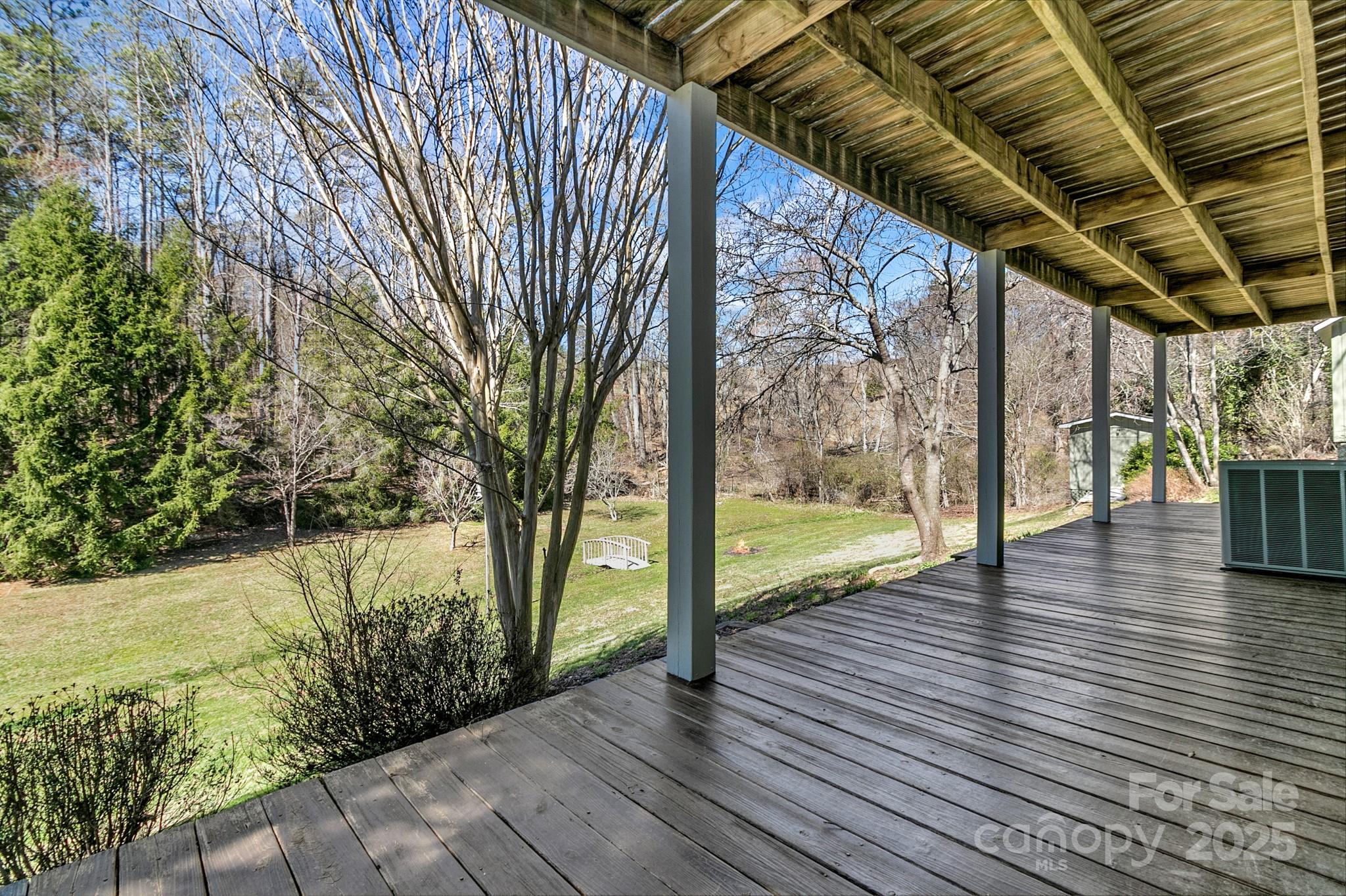 1085 Jenkins Valley Road