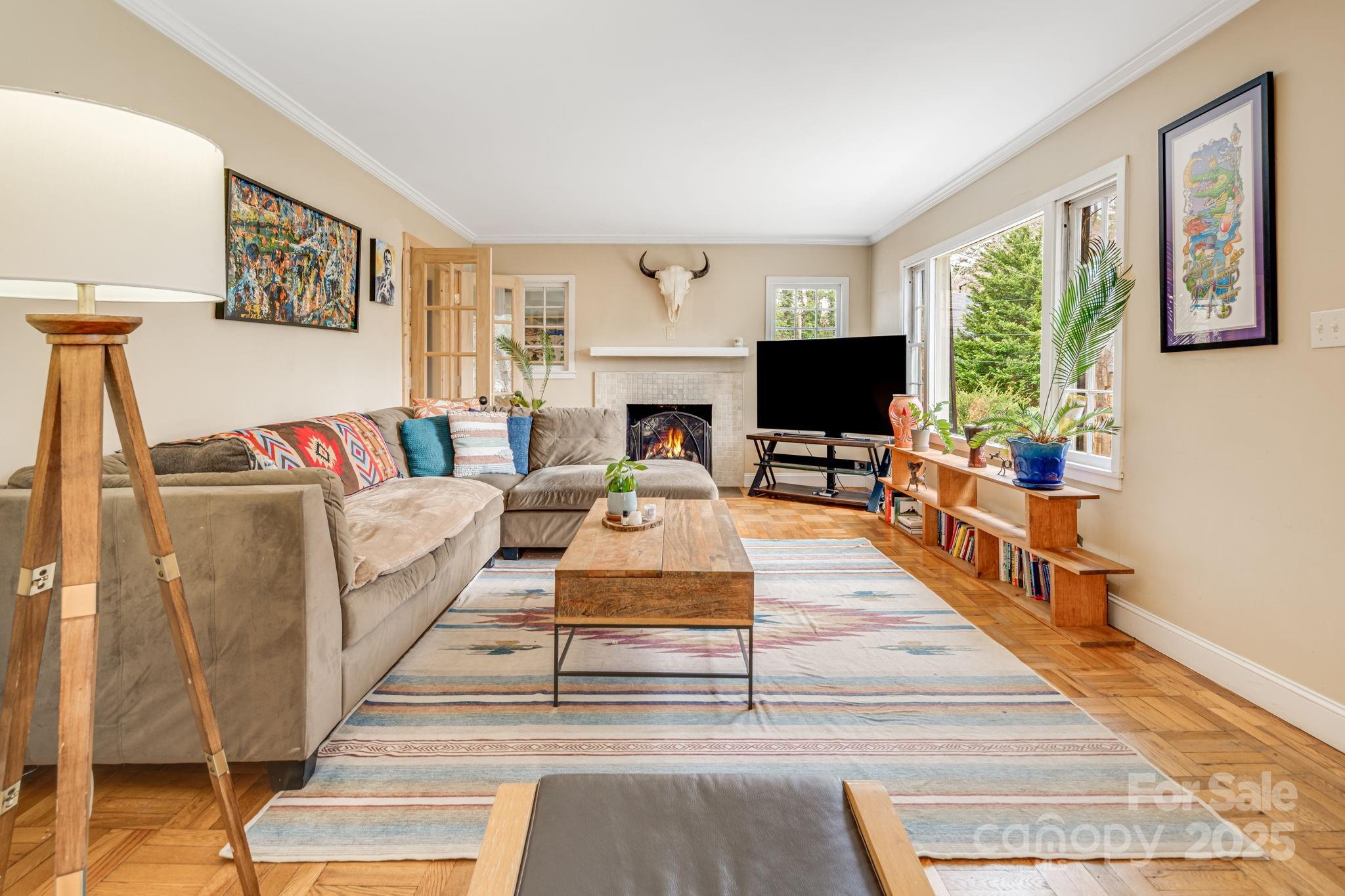 37 Plymouth Circle