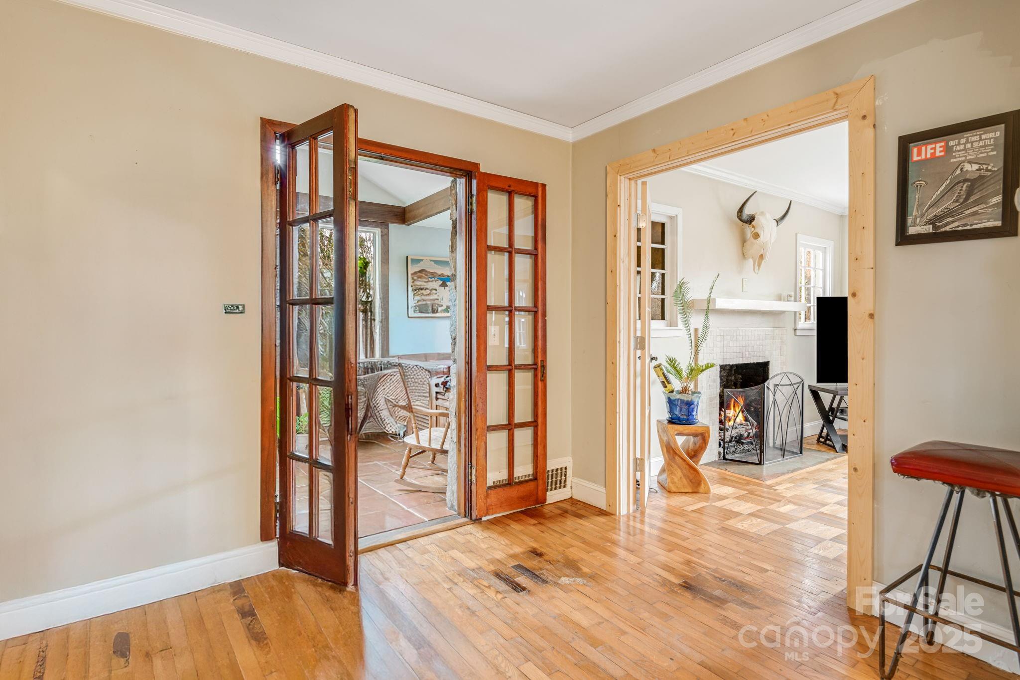 37 Plymouth Circle