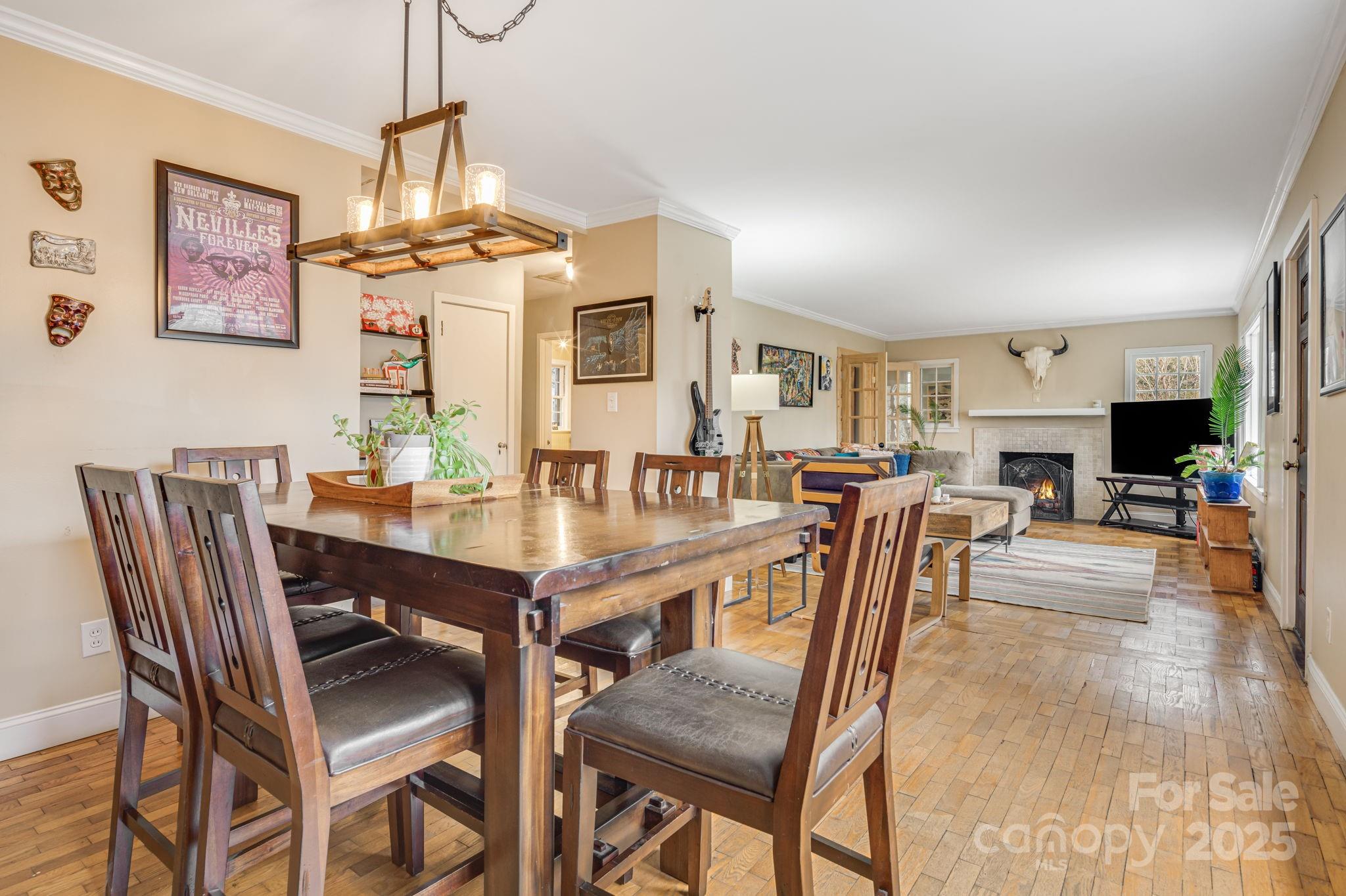 37 Plymouth Circle