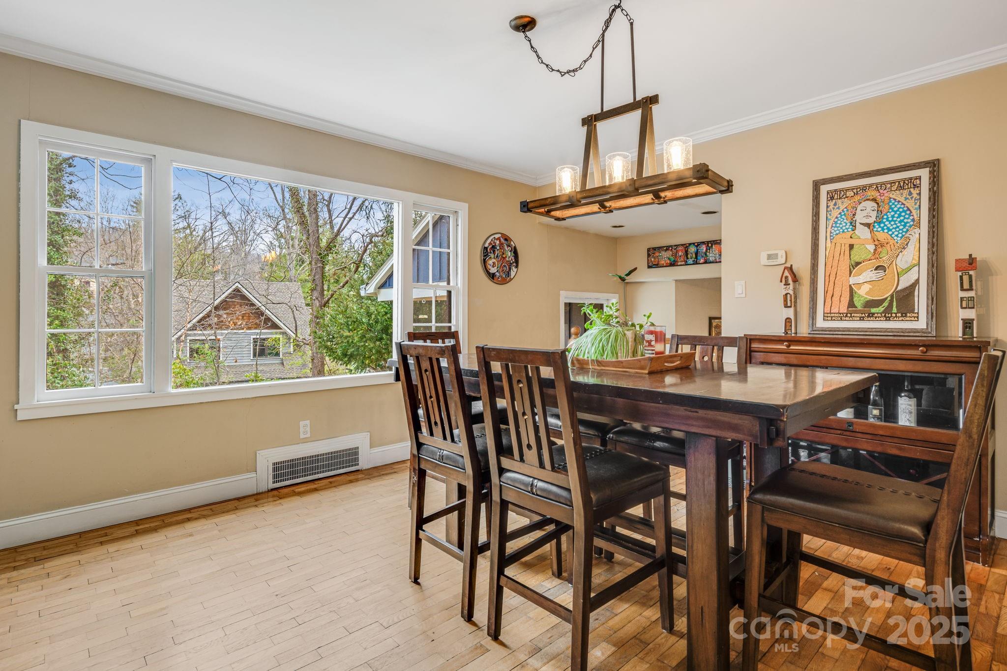37 Plymouth Circle