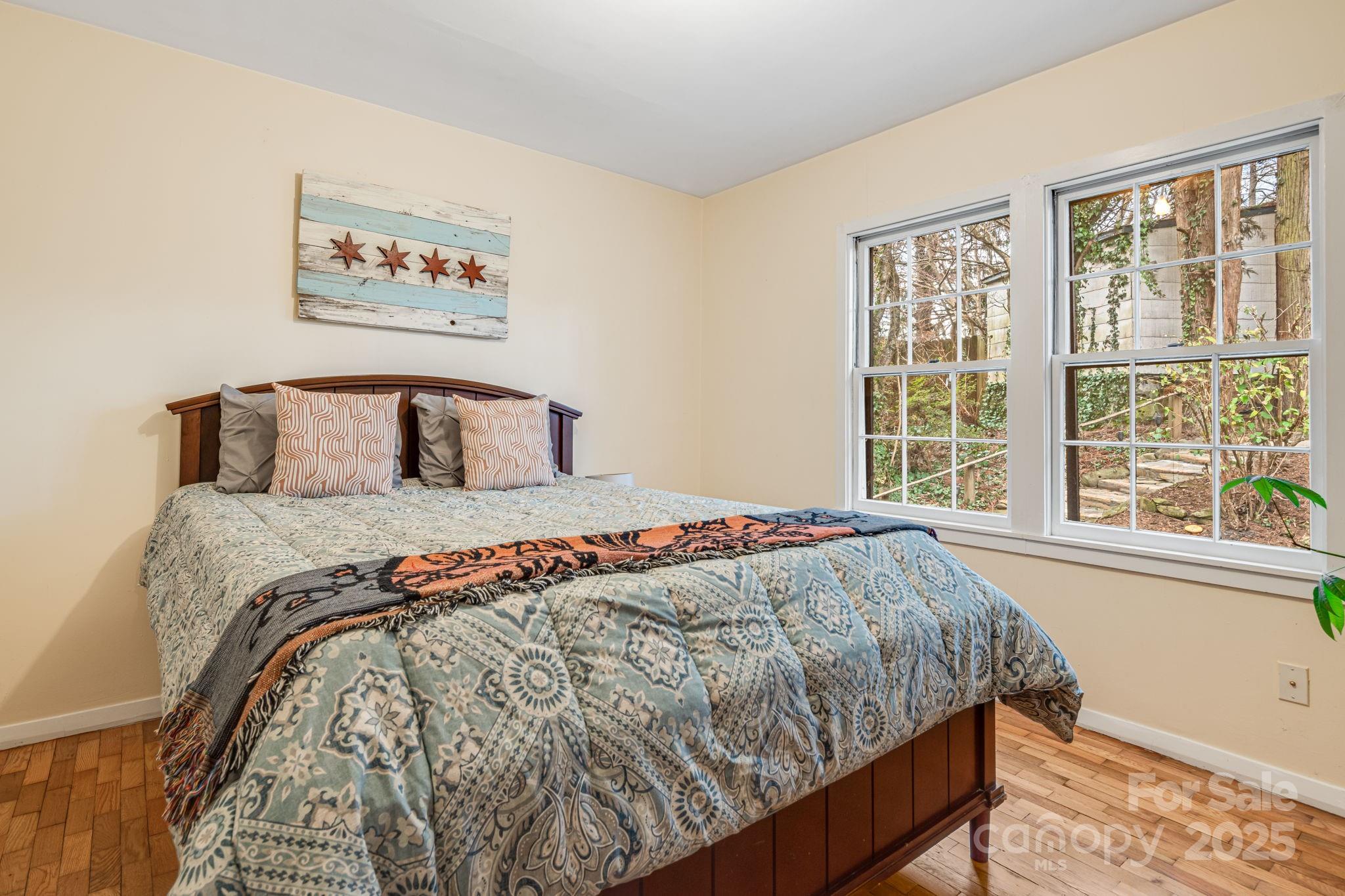 37 Plymouth Circle