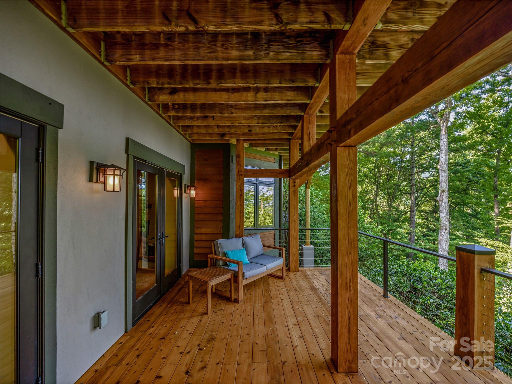 33 & 41 Franklin Trace