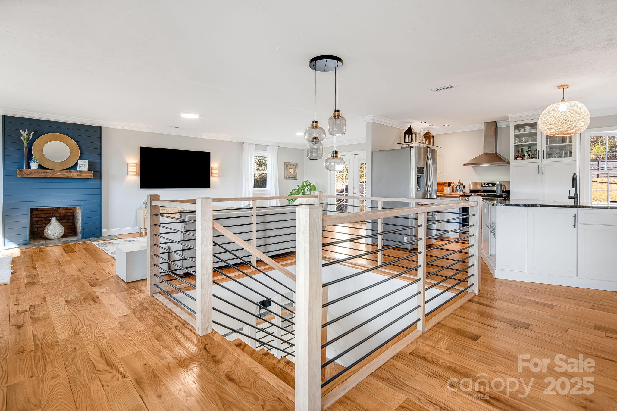 105 Crooked Creek Road