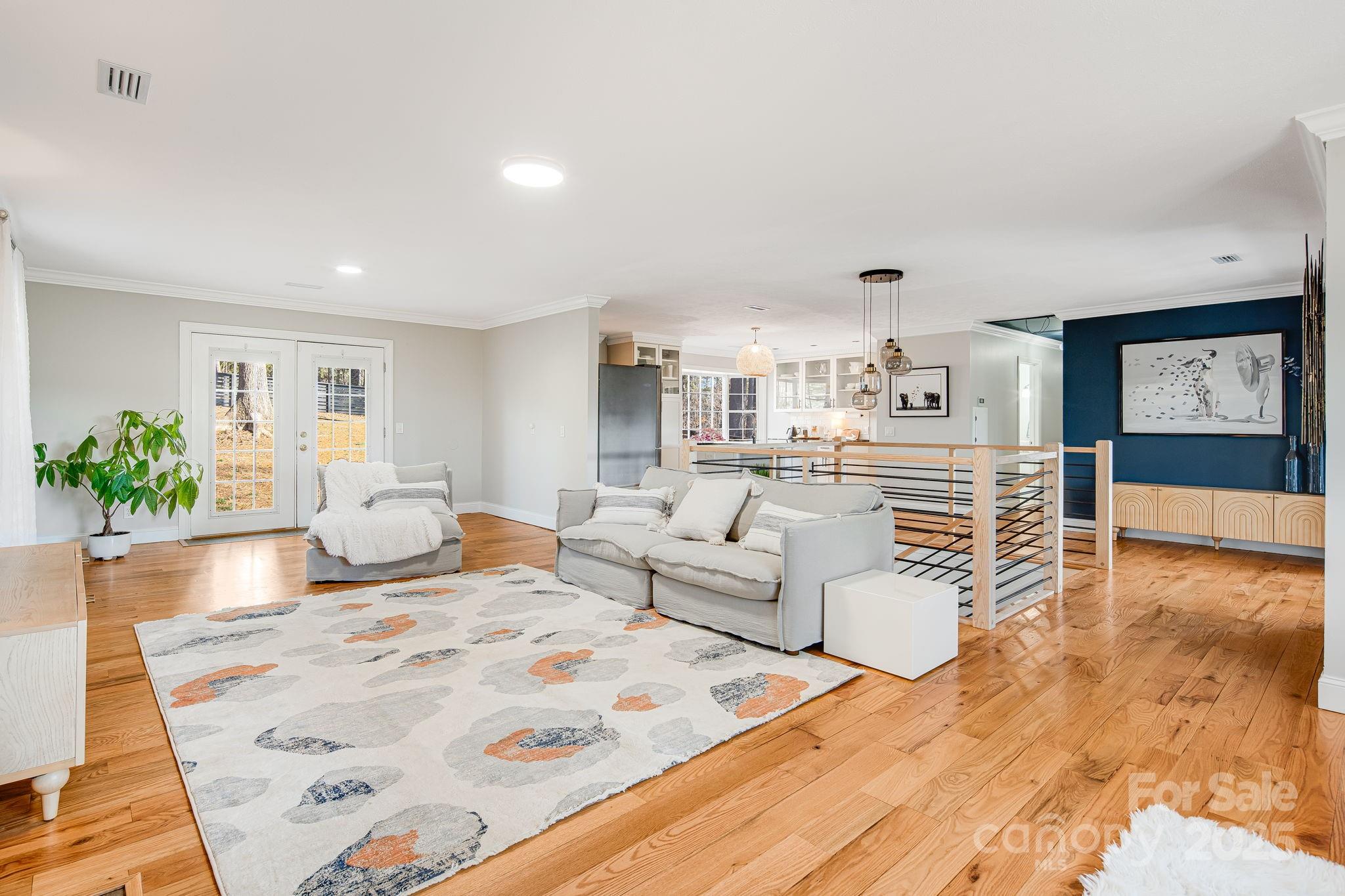 105 Crooked Creek Road