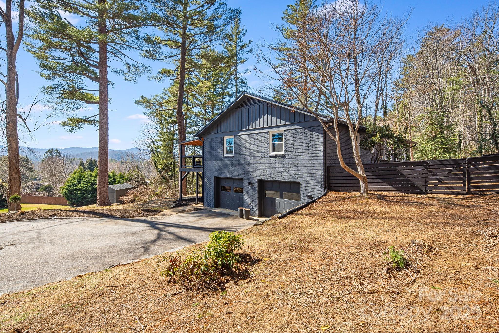 105 Crooked Creek Road