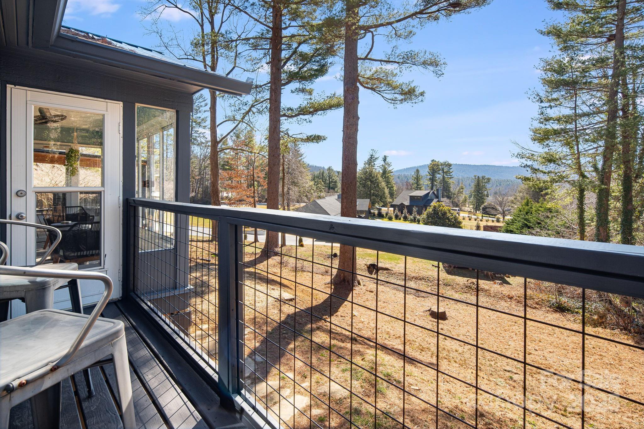 105 Crooked Creek Road