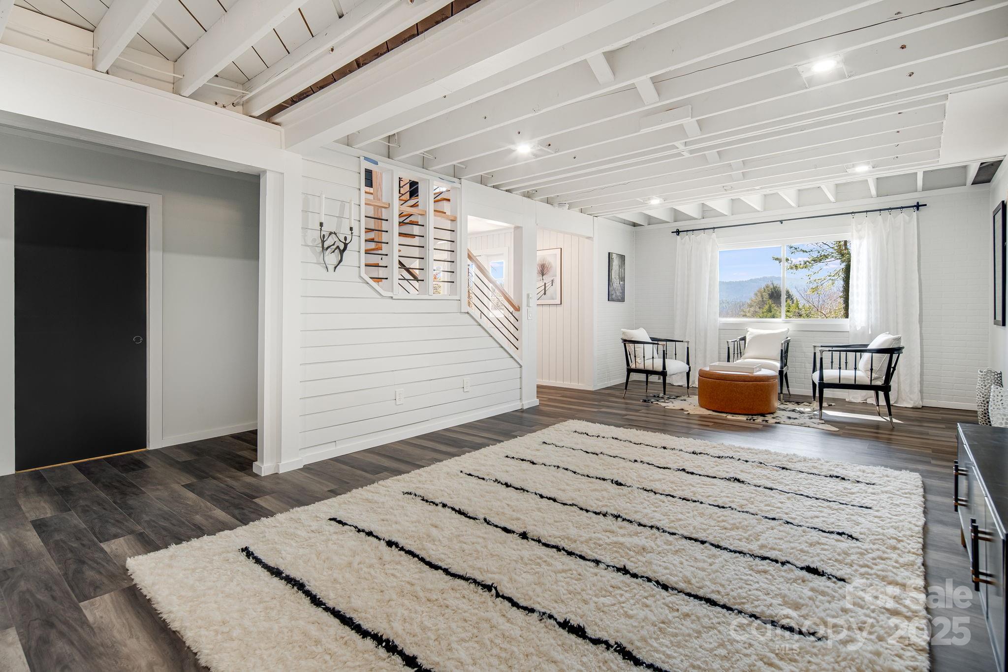 105 Crooked Creek Road